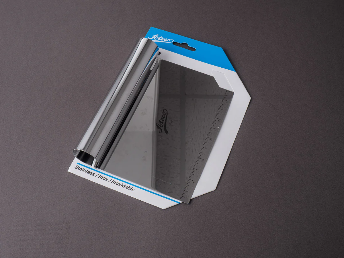 Ateco - Bench Scraper - Metal Rounded Handle - Image 2