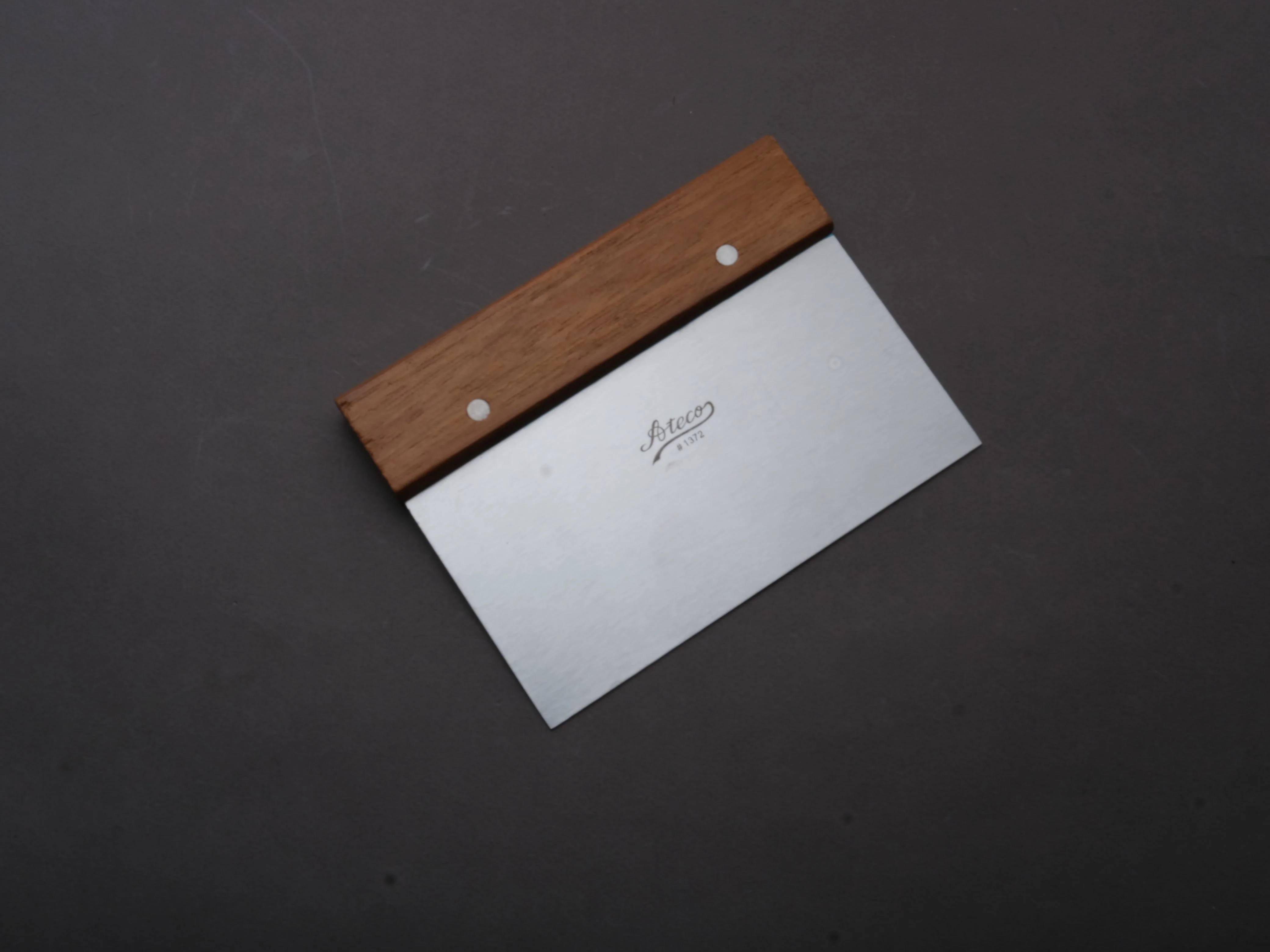 Ateco - Bench Scraper - Wood Handle