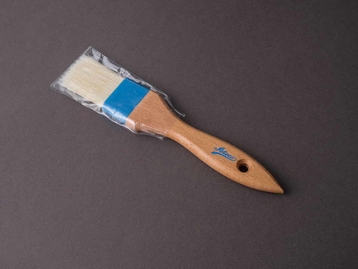 Ateco - Pastry Brush - Wood Handle - 1.5" - Image 2
