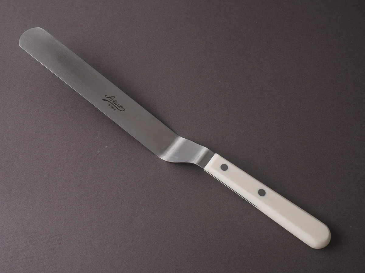 Ateco - Pastry Spatula - 9" Offset - Rounded Tip - White Handle