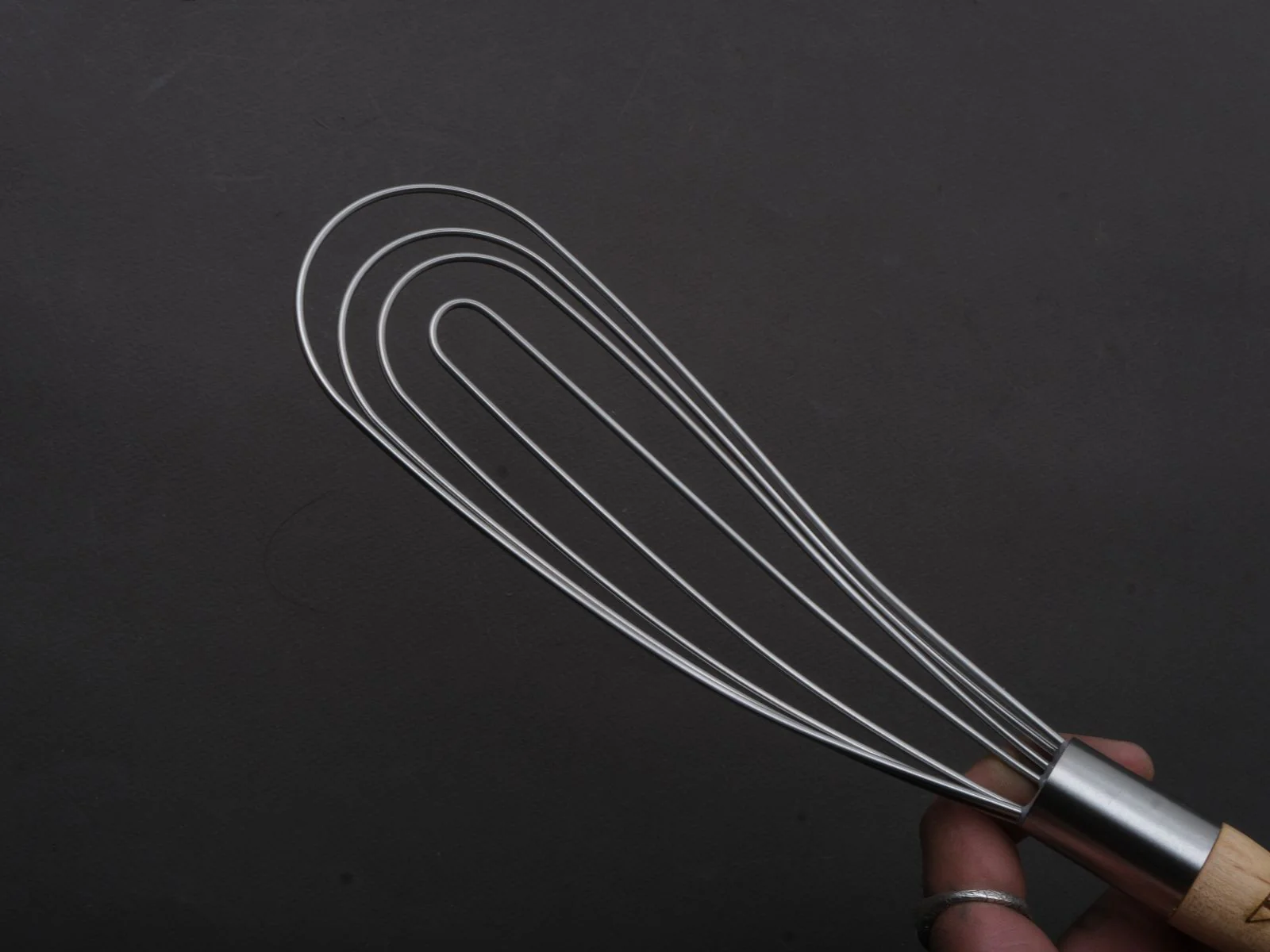Best Manufacturers - Flat Whisk - 12" - Wood Handle - Image 3