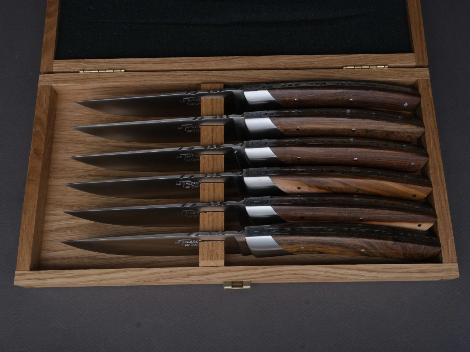 Chambriard - Steak Knives - Le Thiers - Pistachio Wood - Set of 6 - Image 5