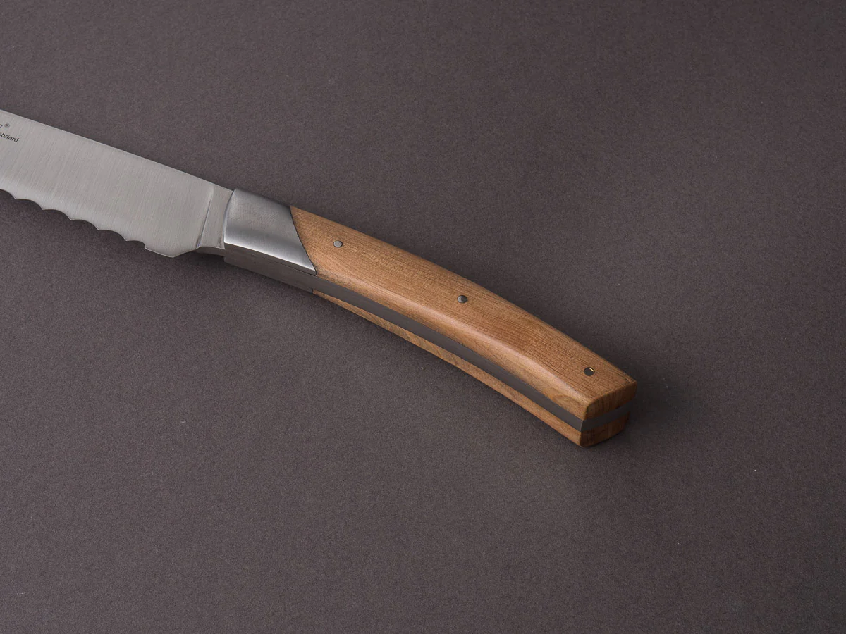 Coutellerie Chambriard - Le Thiers - Grand Gourmet - 8" Bread Knife - Juniper Handle - Image 7