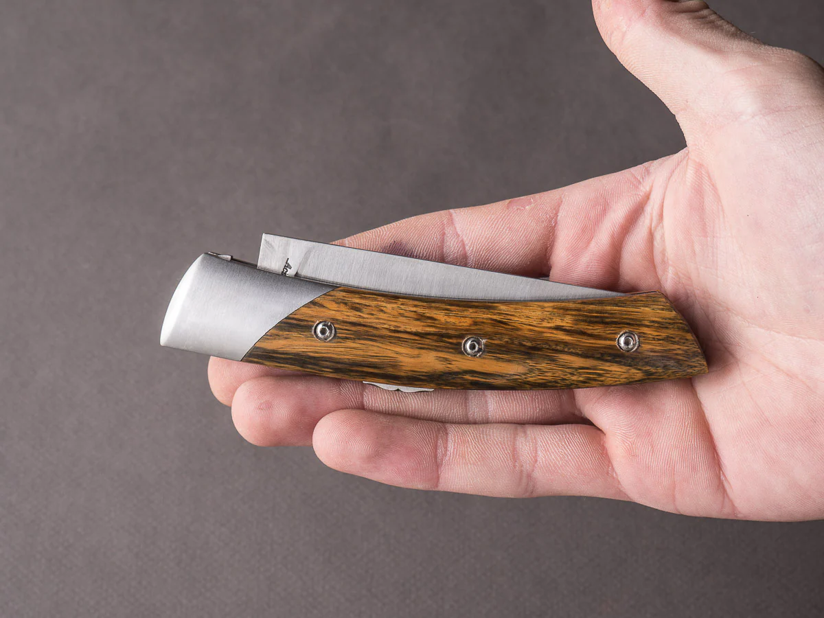 Coutellerie Chambriard - Le Thiers "Trappeur" - Folding Knife - Palo Santo Handle - Button Lock - Image 4