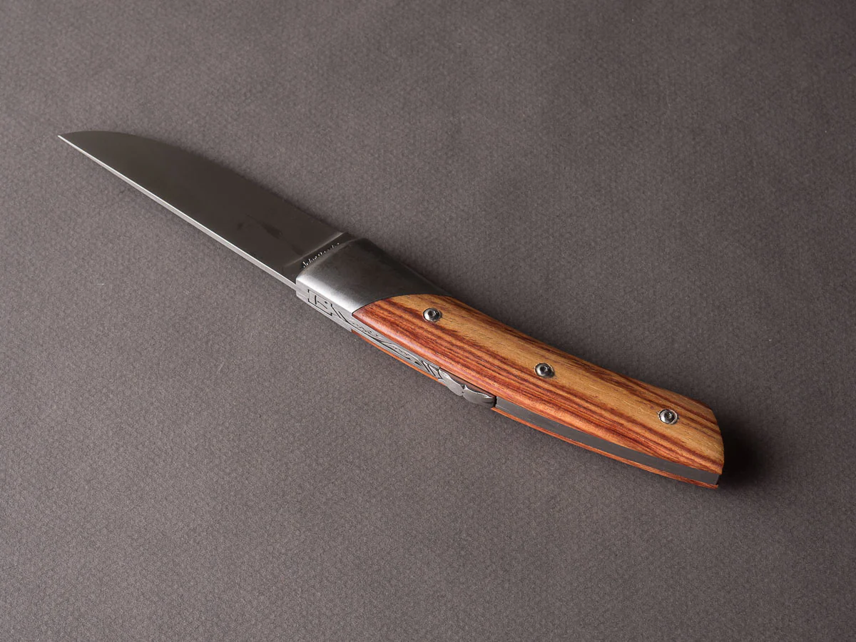 Coutellerie Chambriard - Le Thiers "Trappeur" - Folding Knife -Tulip Wood Handle - Button Lock - Image 4