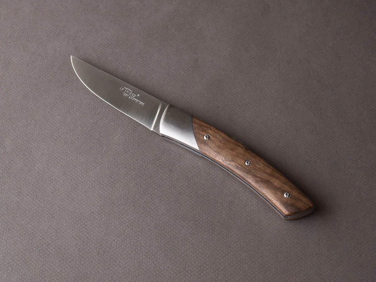 Coutellerie Chambriard - Le Thiers "Trappeur" - Folding Knife - Walnut Handle - Button Lock - Image 3