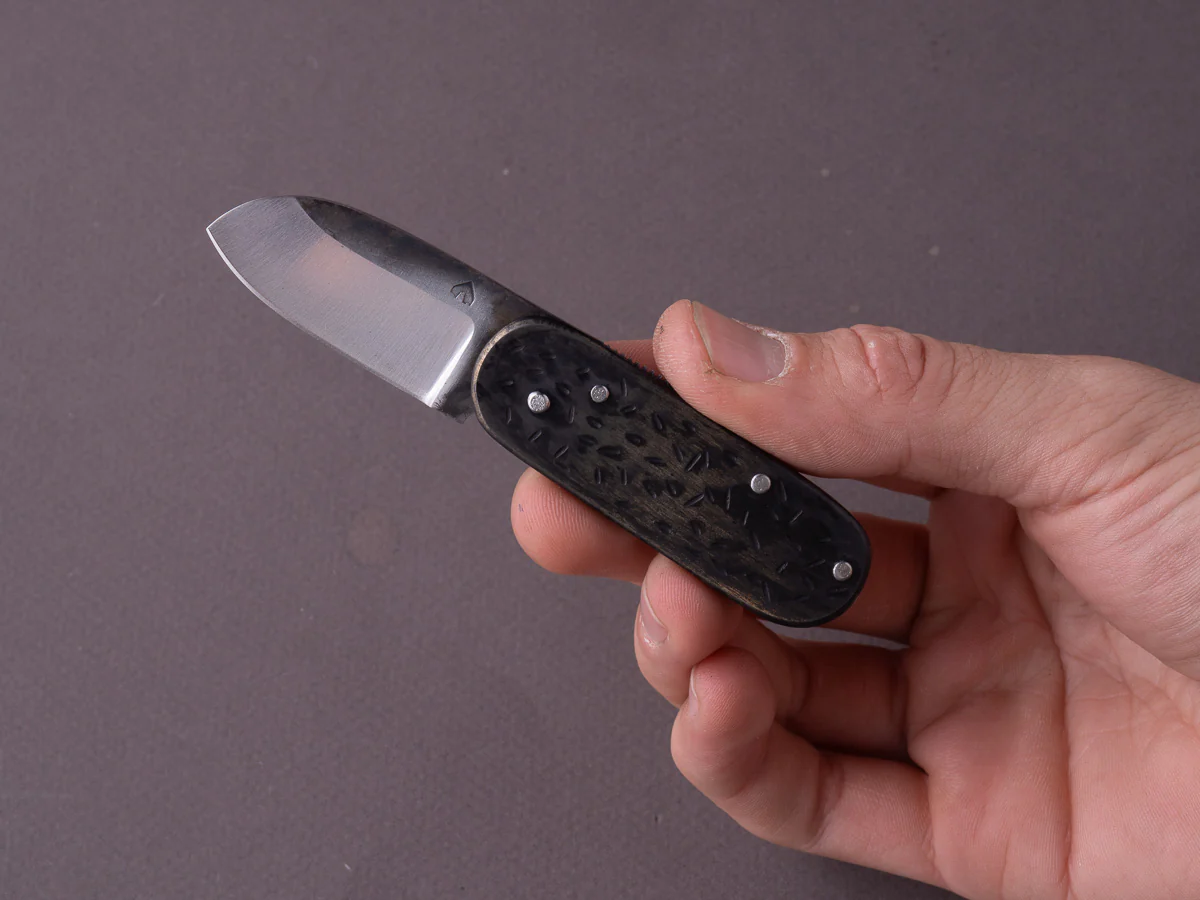 Coutellerie Maria - Folding Knife - BabyDog - XC75 - Brut de Forge - 40mm - Patinated Handle - Image 5