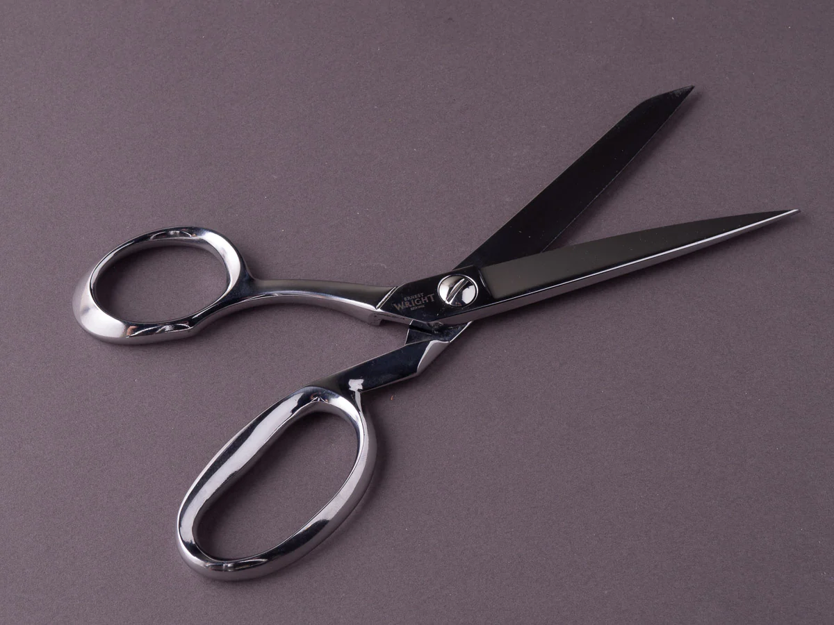 Ernest Wright - 8.25" Dressmaker Shears - Left Handed - Carbon Steel - Image 2