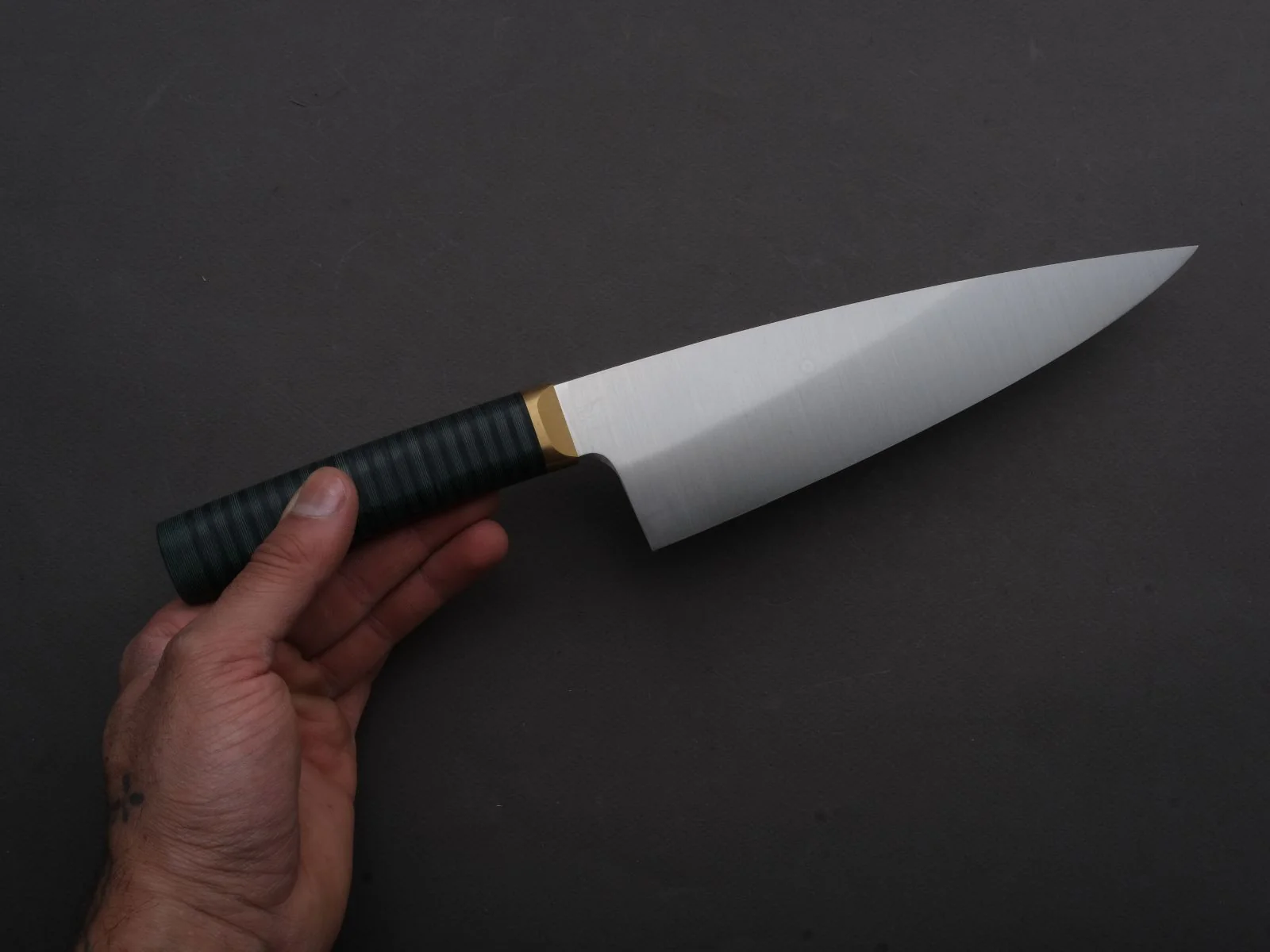 Florentine Kitchen Knives - Stainless - Chef - 205mm - Stacked Green Composite and Black Leather Handle - Image 6
