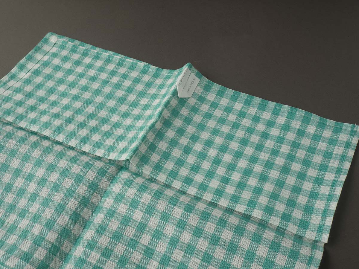 Fog Linen - Linen Kitchen Cloth - "Jules" Geen and White Check - Image 3