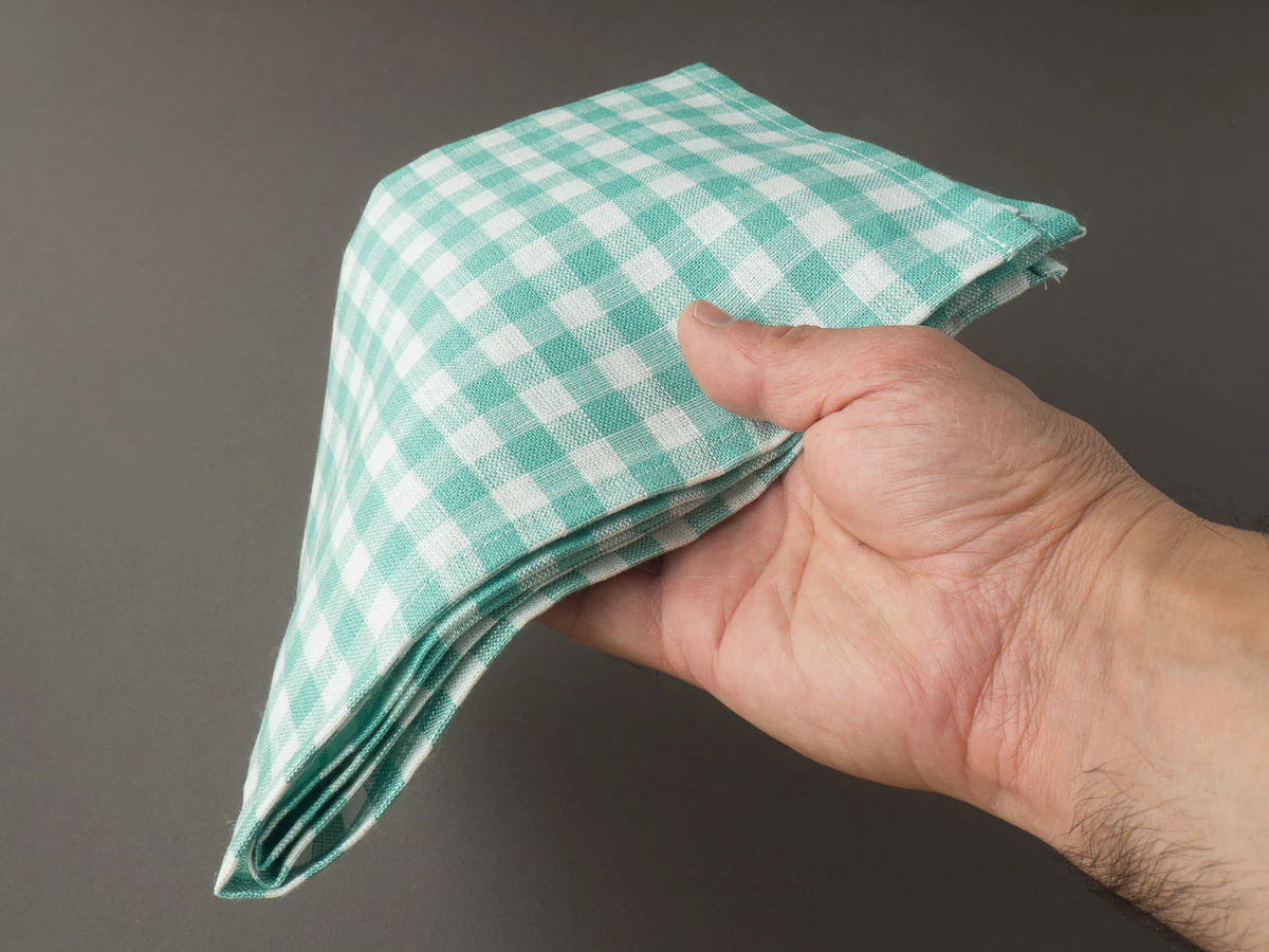 Fog Linen - Linen Kitchen Cloth - "Jules" Geen and White Check - Image 4