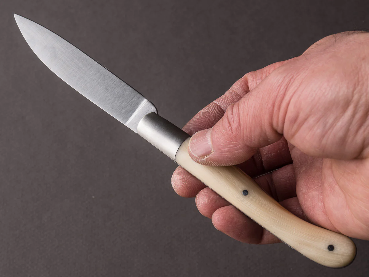 Fontenille-Pataud - Aurillac Shepard's - 110mm Folding Knife - Spring System - Blonde Cow Horn Handle - Image 4