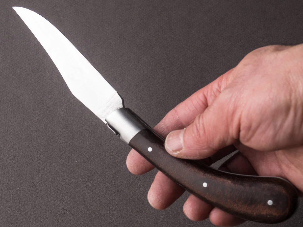 Fontenille-Pataud - Folding Knife - Le Capuchadou Guilloche - Spring Lock - 120mm - Leather Handle - Image 5
