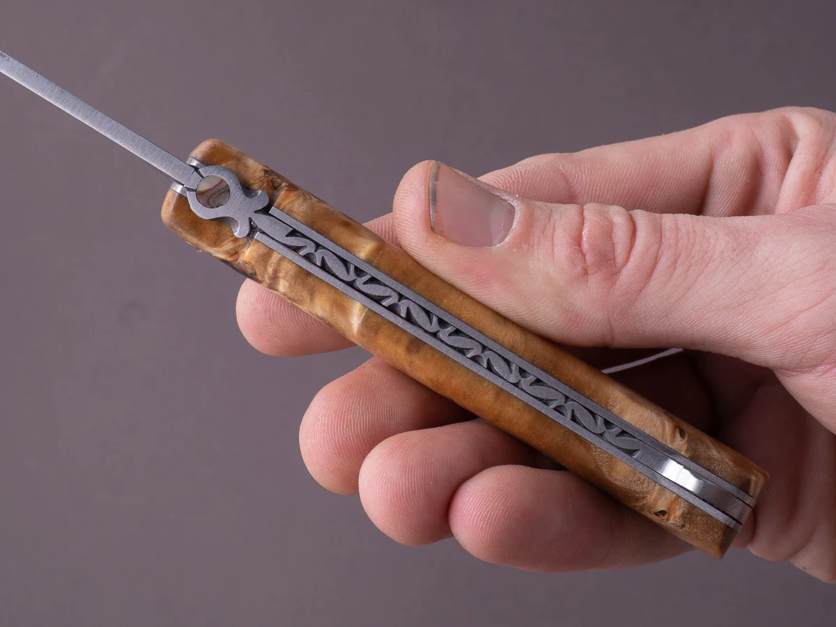 Fontenille-Pataud - Yssingeaux Shepherd's - 110mm Folding - Spring System - Full Poplar Handle/No Bolster - Image 7