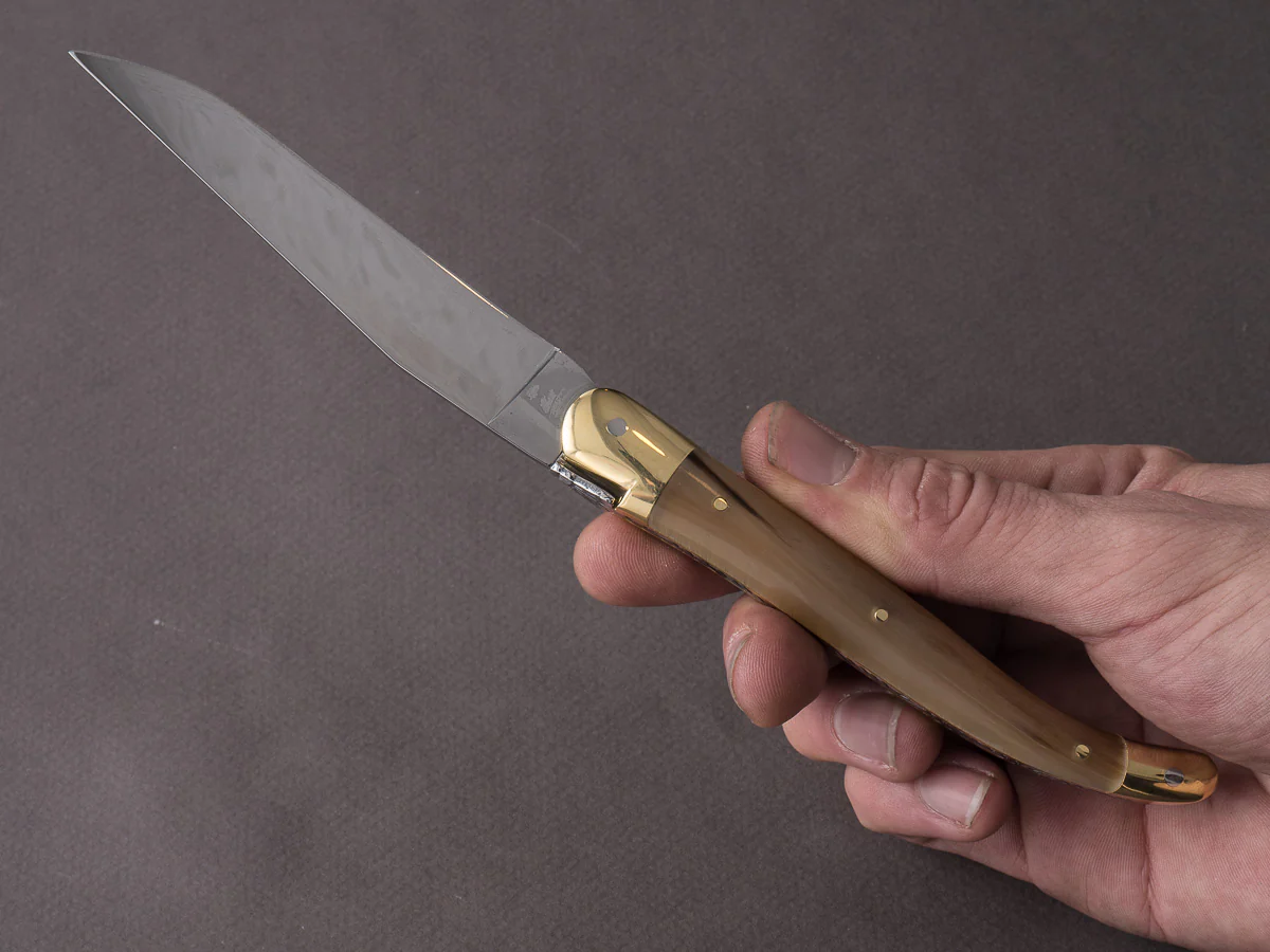 Forge De Laguiole - 12cm Folding Knife - Spring System - Blonde Horn Handle and Brass Bolsters - Image 5