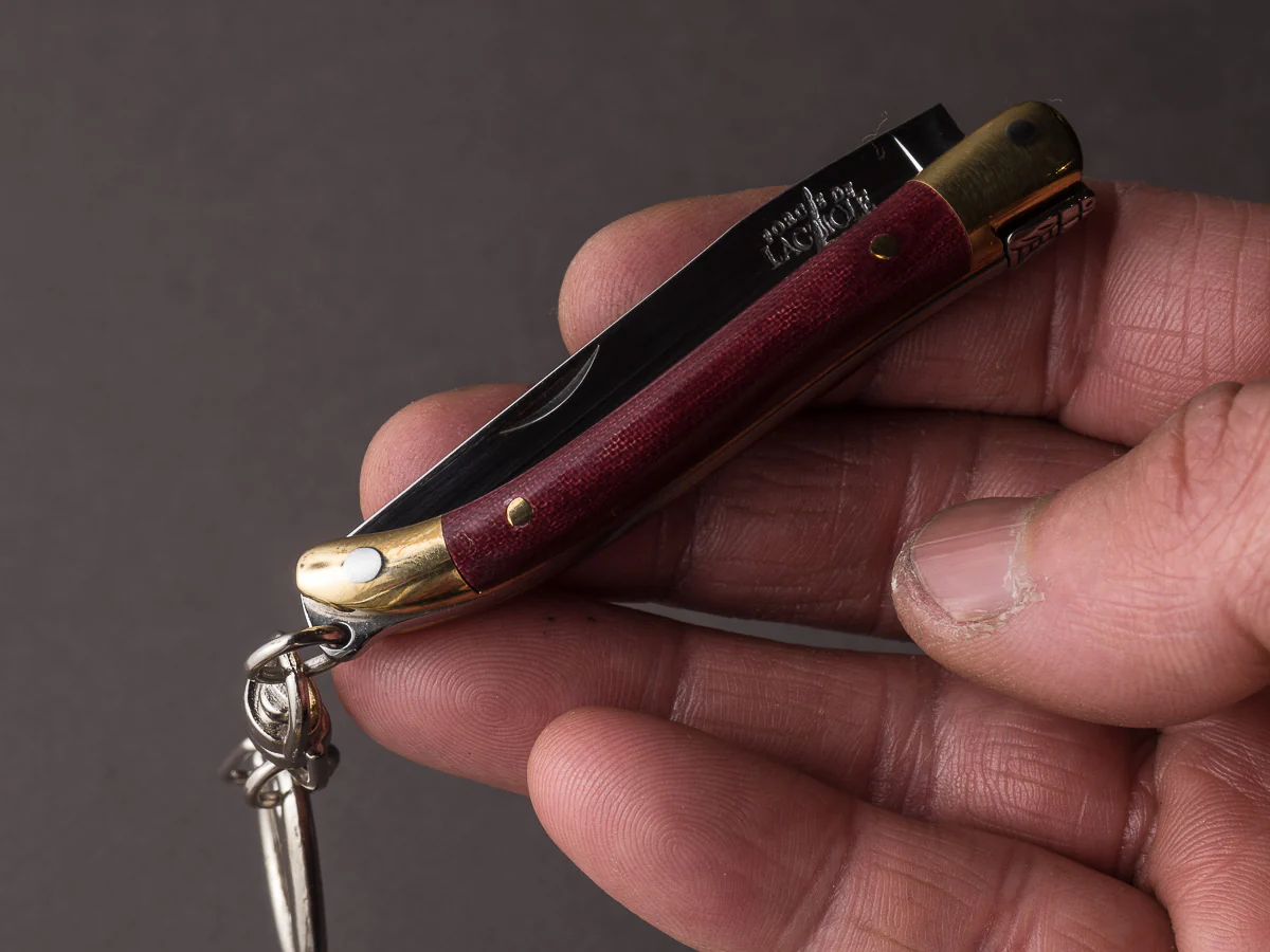Forge de Laguiole - 70mm Folding Knife - Spring Lock - Burgundy Micarta & Brass Handle - Keychain Ring - Image 5