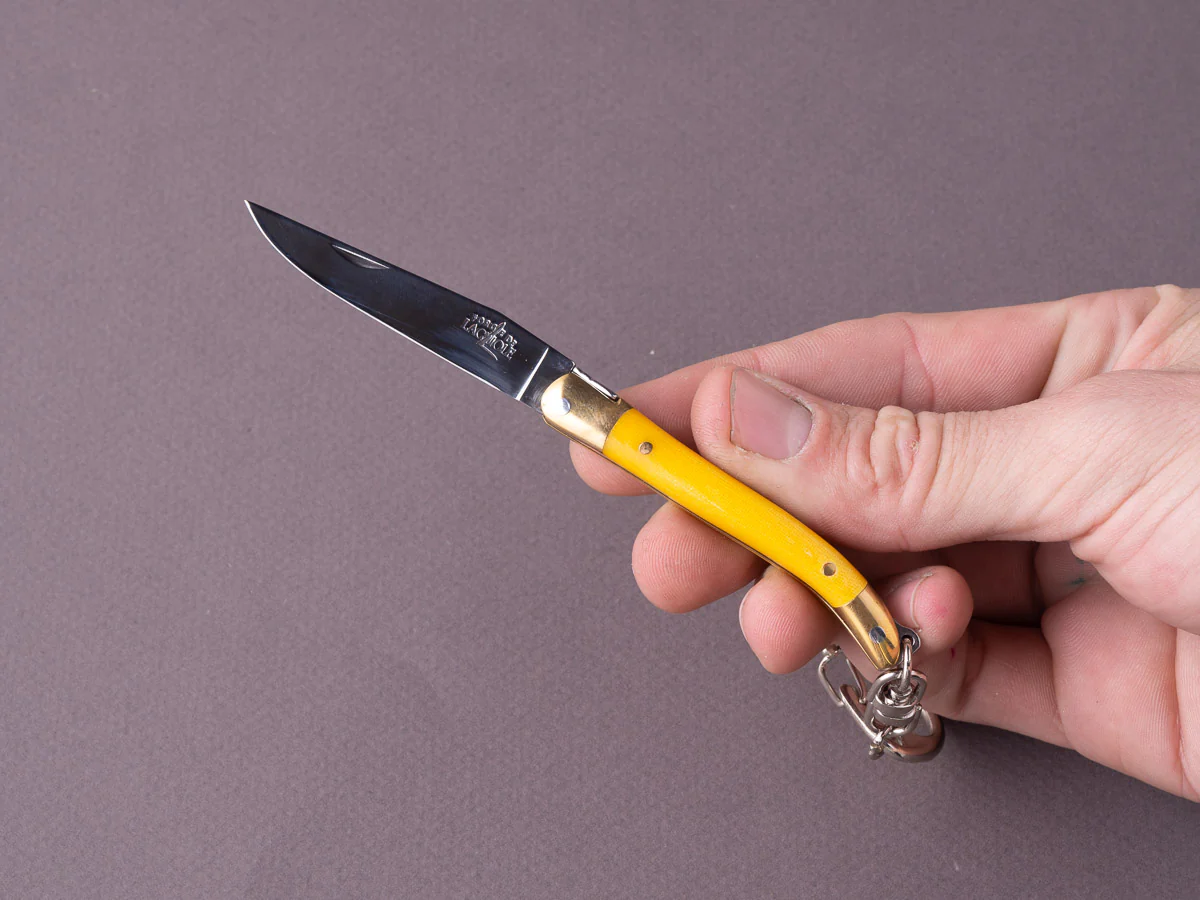 Forge de Laguiole - 70mm Folding Knife - Spring Lock - Yellow Micarta & Brass Handle - Keychain Ring - Image 2