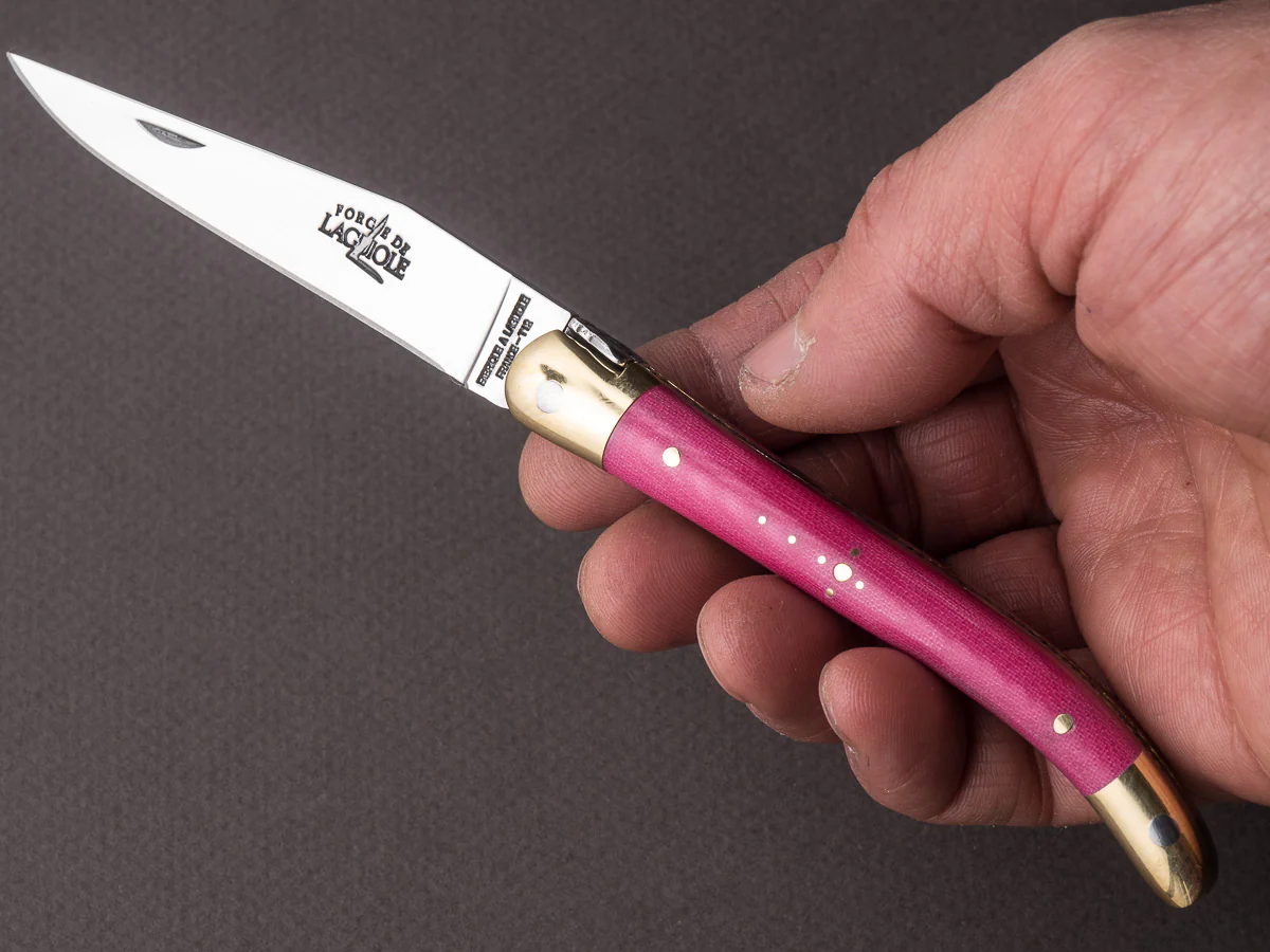 Forge de Laguiole - 90mm Folding Knife - Spring Lock - Pink Micarta & Brass Handle - Image 5