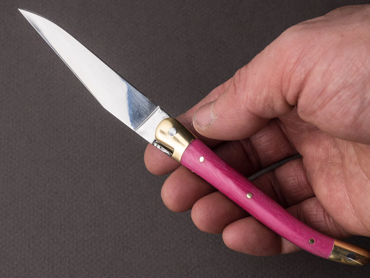 Forge de Laguiole - 90mm Folding Knife - Spring Lock - Pink Micarta & Brass Handle - Image 6