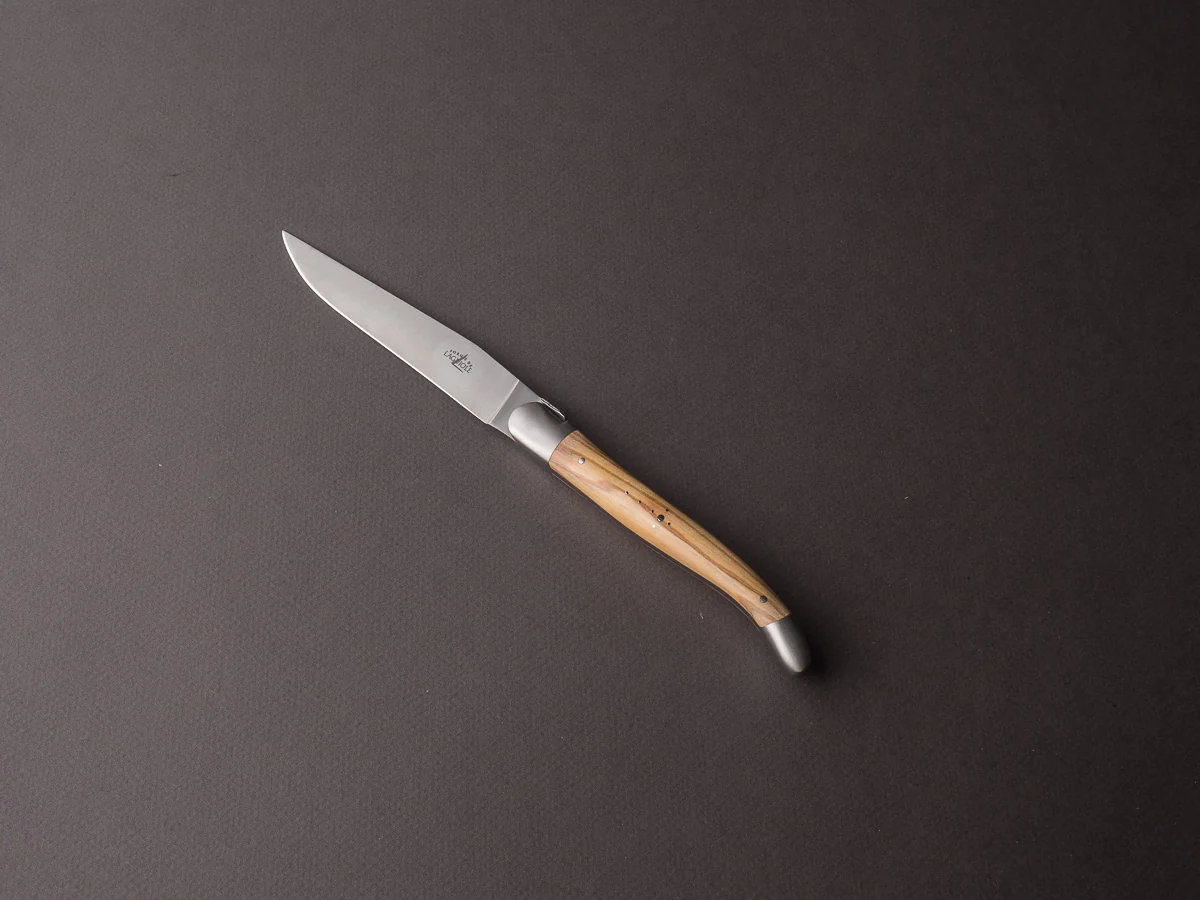 Forge de Laguiole - Steak/Table Knives - Satin Bolsters - Olive & Steel Handle - Image 2