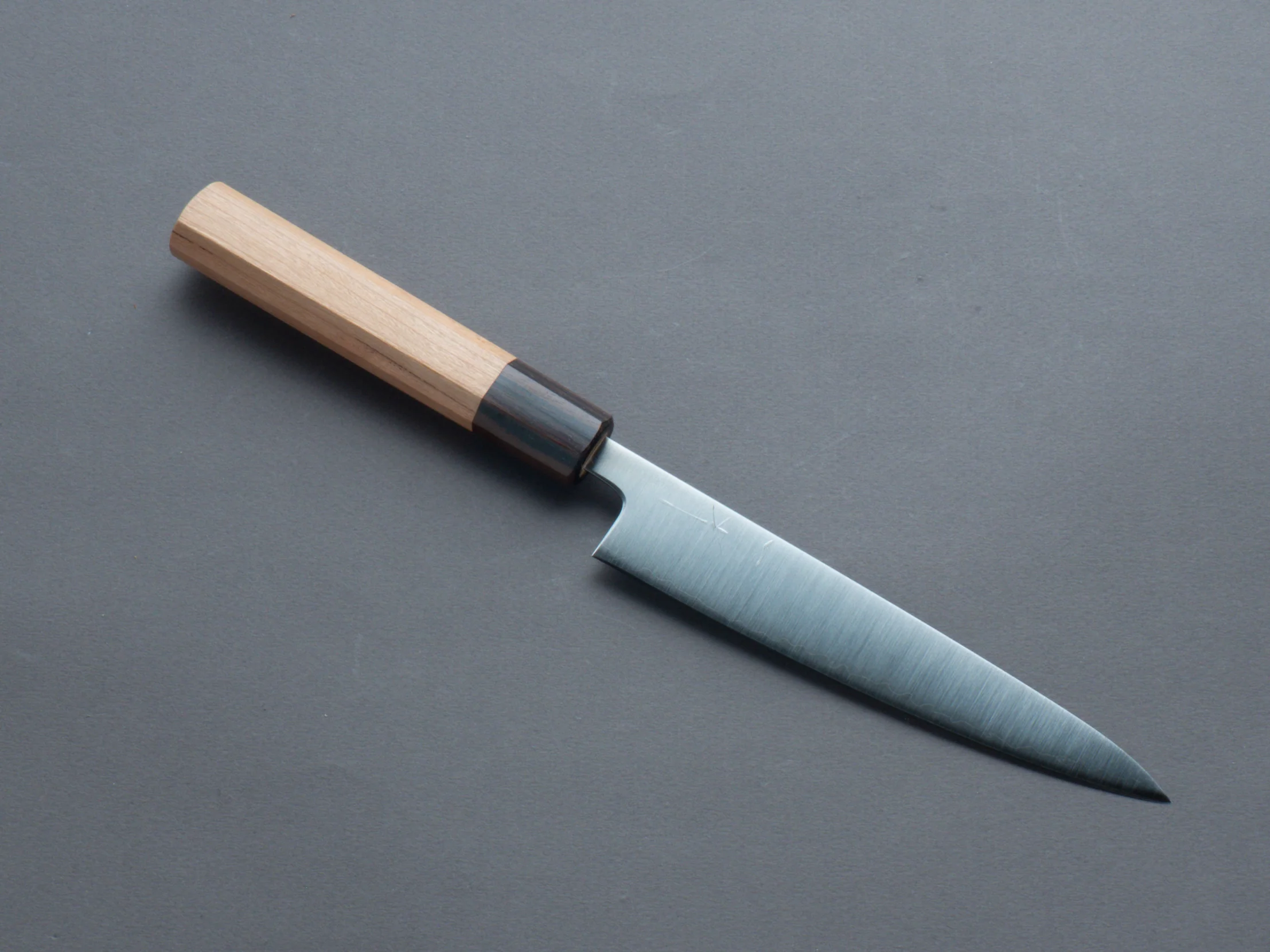 Hitohira - Futana - Ginsan - Migaki- Petty - 150mm - Cherry Wood Handle