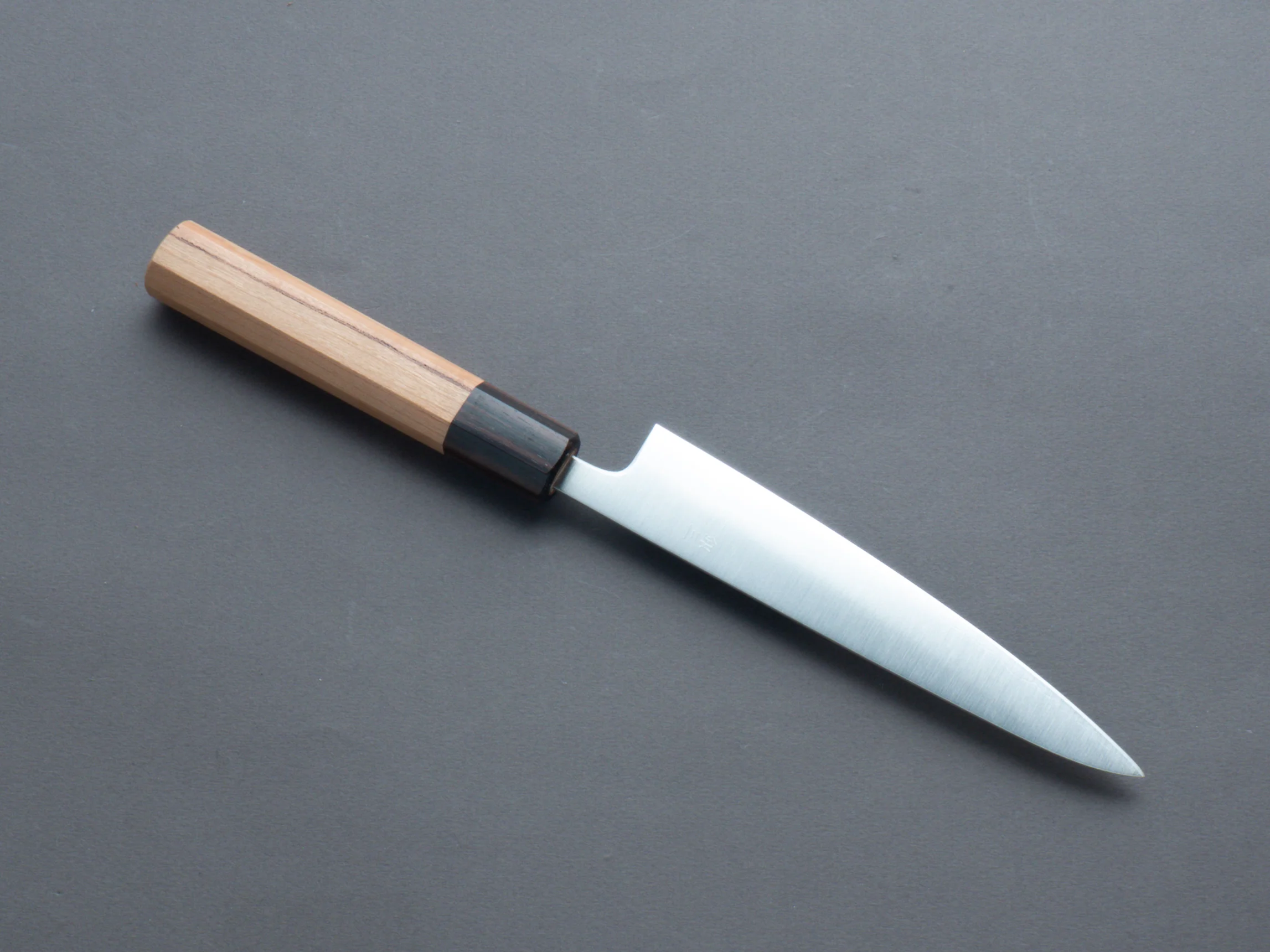 Hitohira - Futana - Ginsan - Migaki- Petty - 150mm - Cherry Wood Handle - Image 2