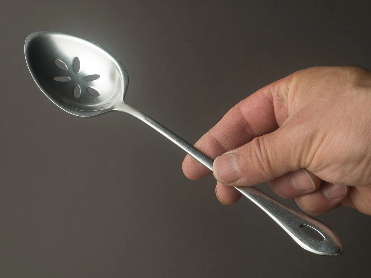 Gestura - 00 Silver - Utility Slotted Spoon - Table Spoon - Image 3