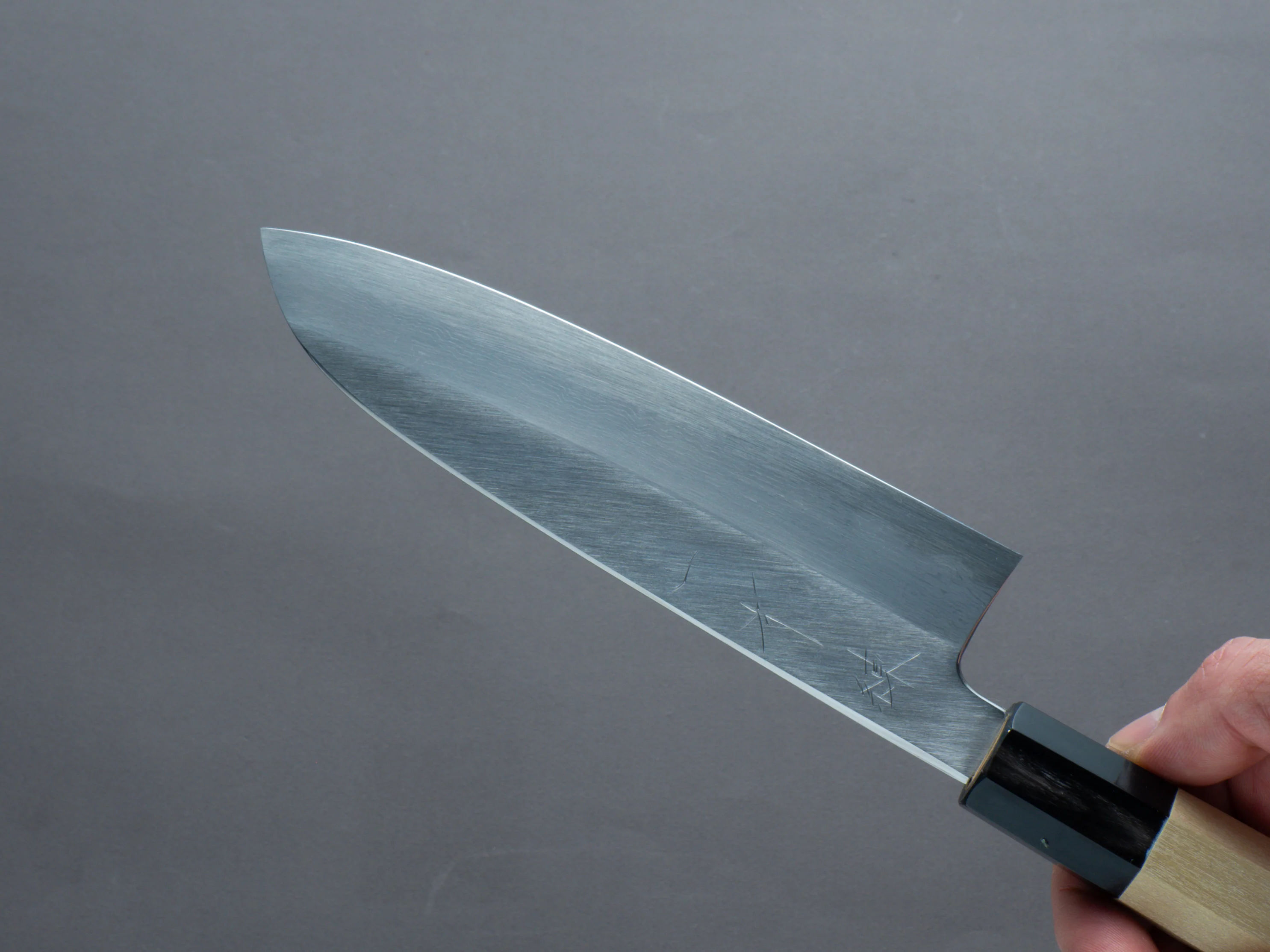 Hitohira - Gorobei x Ren - White #2 - Damascus - 180mm - Santoku - Magnolia Handle - Image 4