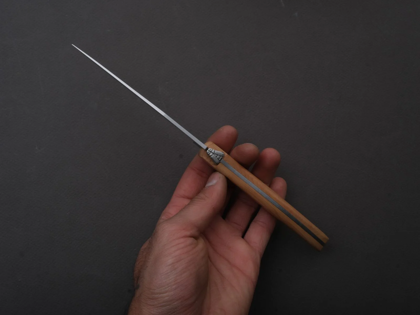 Goyon Chazeau - Laguiole Brasserie - Steak/Table Knives - Juniper Wood - Set of 6 - Image 4