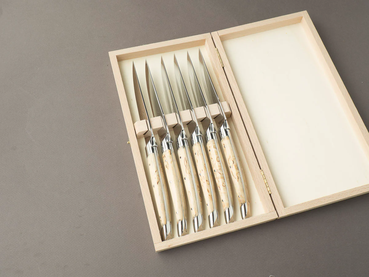 Goyon Chazeau - Steak/Table Knives - Laguiole Klasse G - Birch Handles - Set of 6