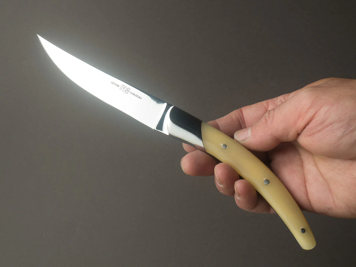 Goyon-Chazeau - Styl'ver Avantage - Steak/Table Knives - Blond Horn Handle - Set of 6 - Image 4