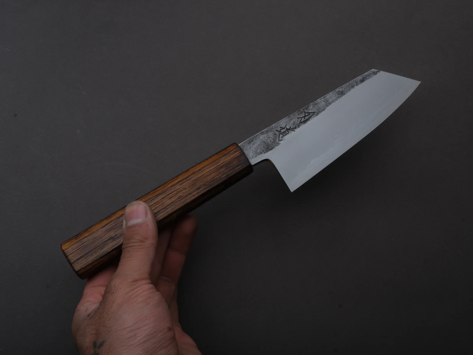 HADO - Kirisame - White #1 Stainless Clad - Nashiji - Ko Bunka - 135mm - Scorched Oak Handle - Image 3