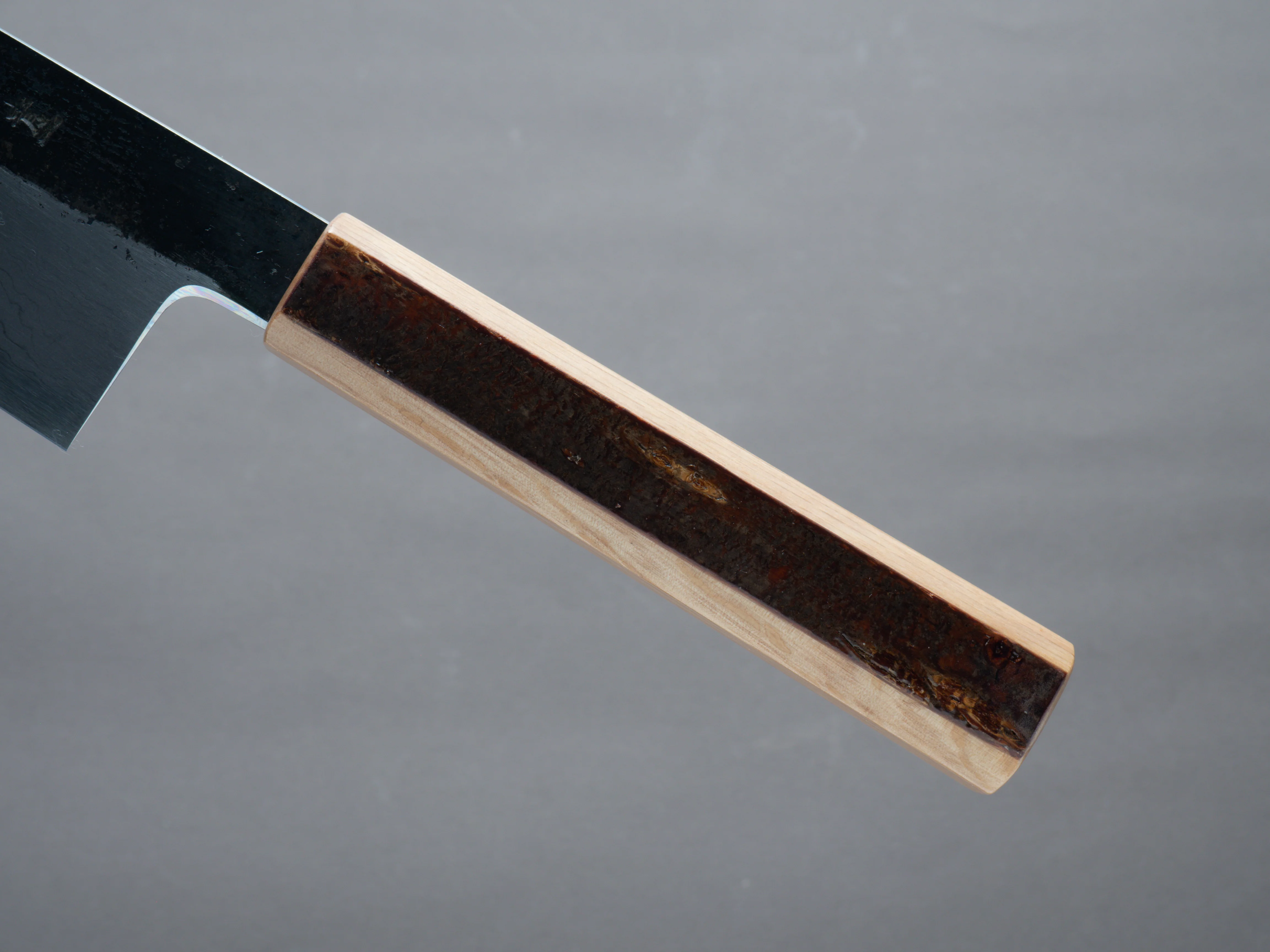 HADO - Sumi - Blue #1 - Damascus Kurouchi - 180mm Bunka - Oak and Cherry Bark Handle - Image 5