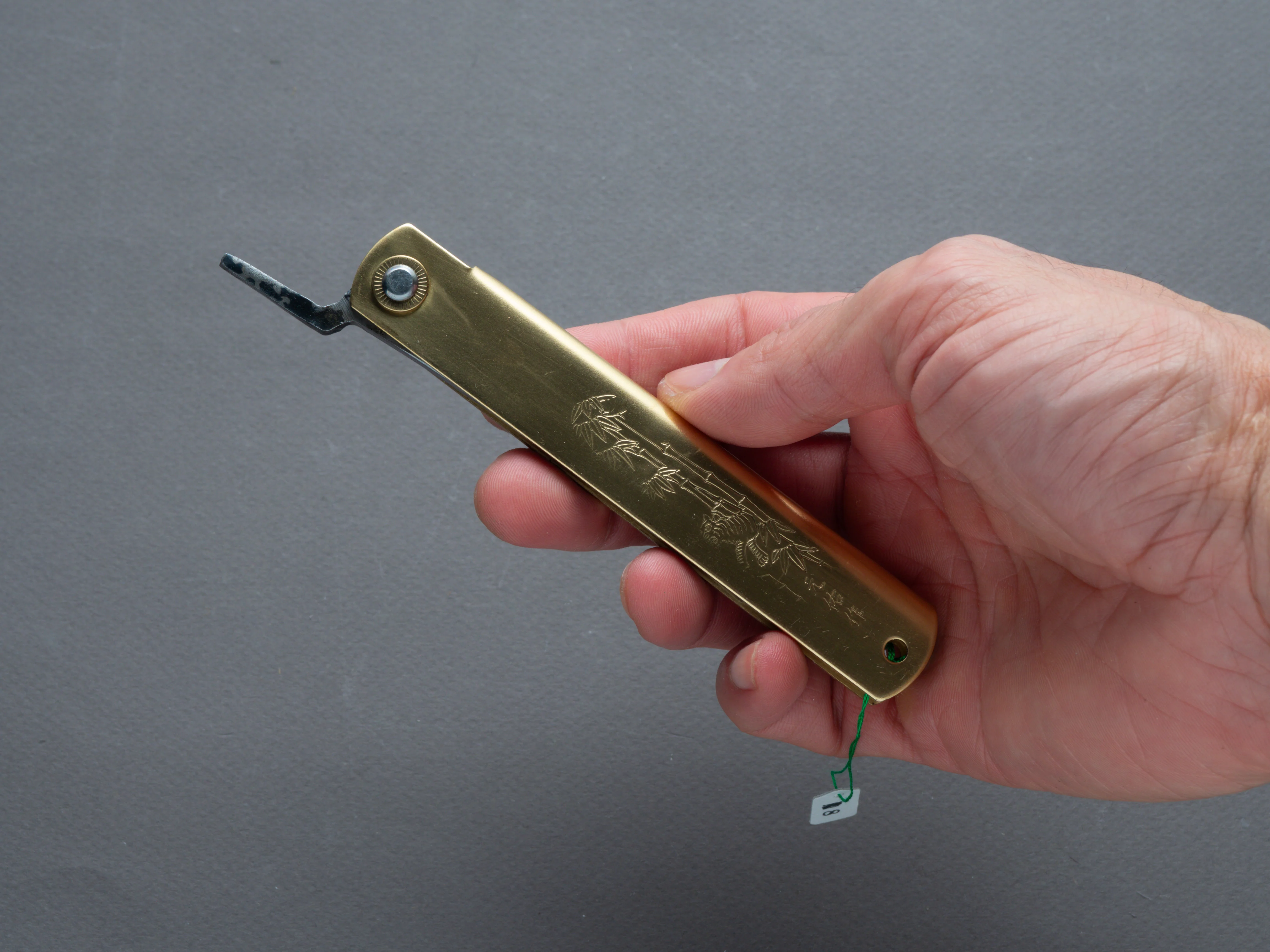 Higonokami - Folding Knife - Motosuke - Damascus - XL Brass Handle - Image 7