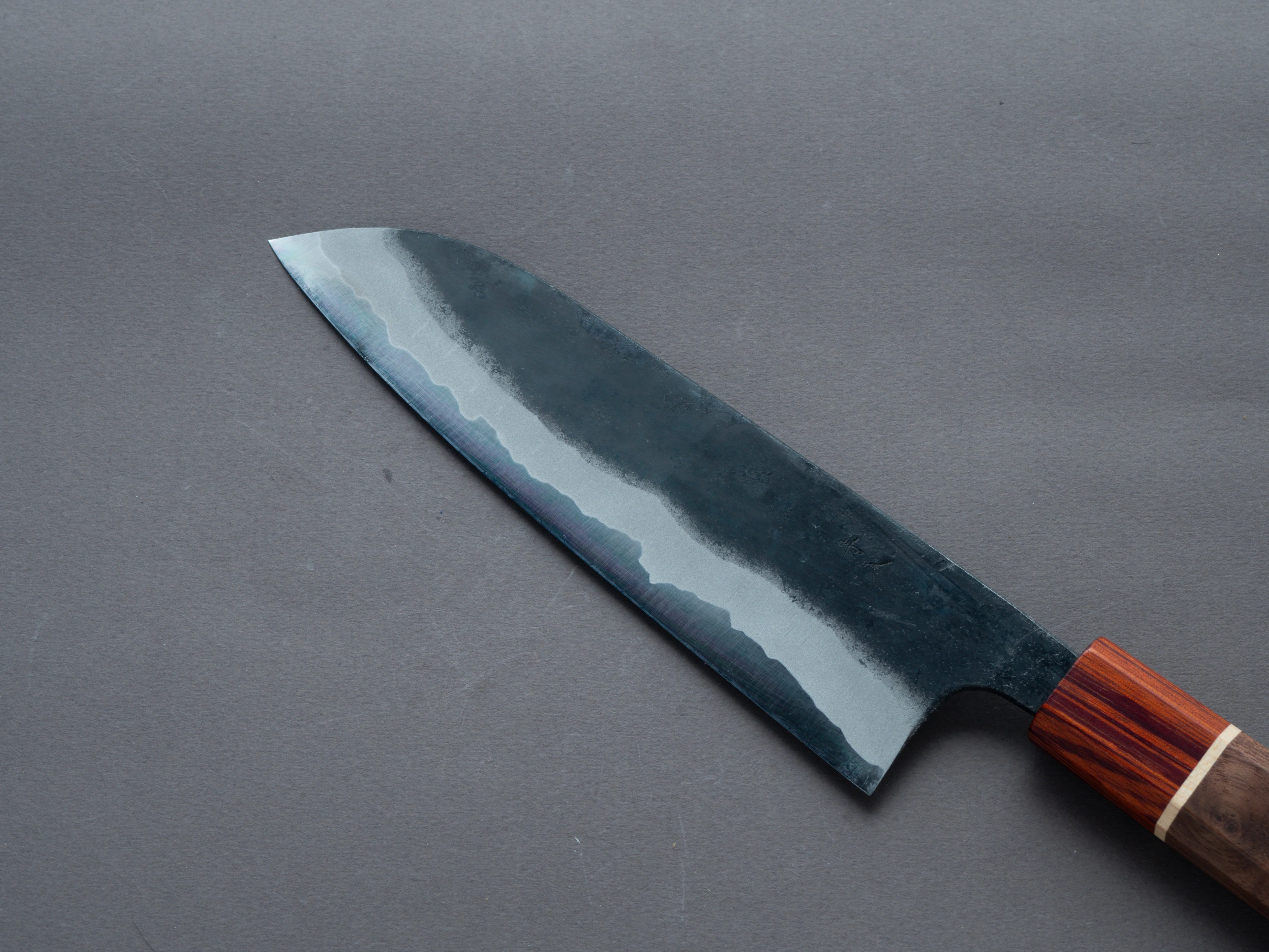 Hitohira - Tosa - Kurouchi - Blue #2 - 170mm Santoku - Walnut Handle (Rengas Ferrule) - Image 3