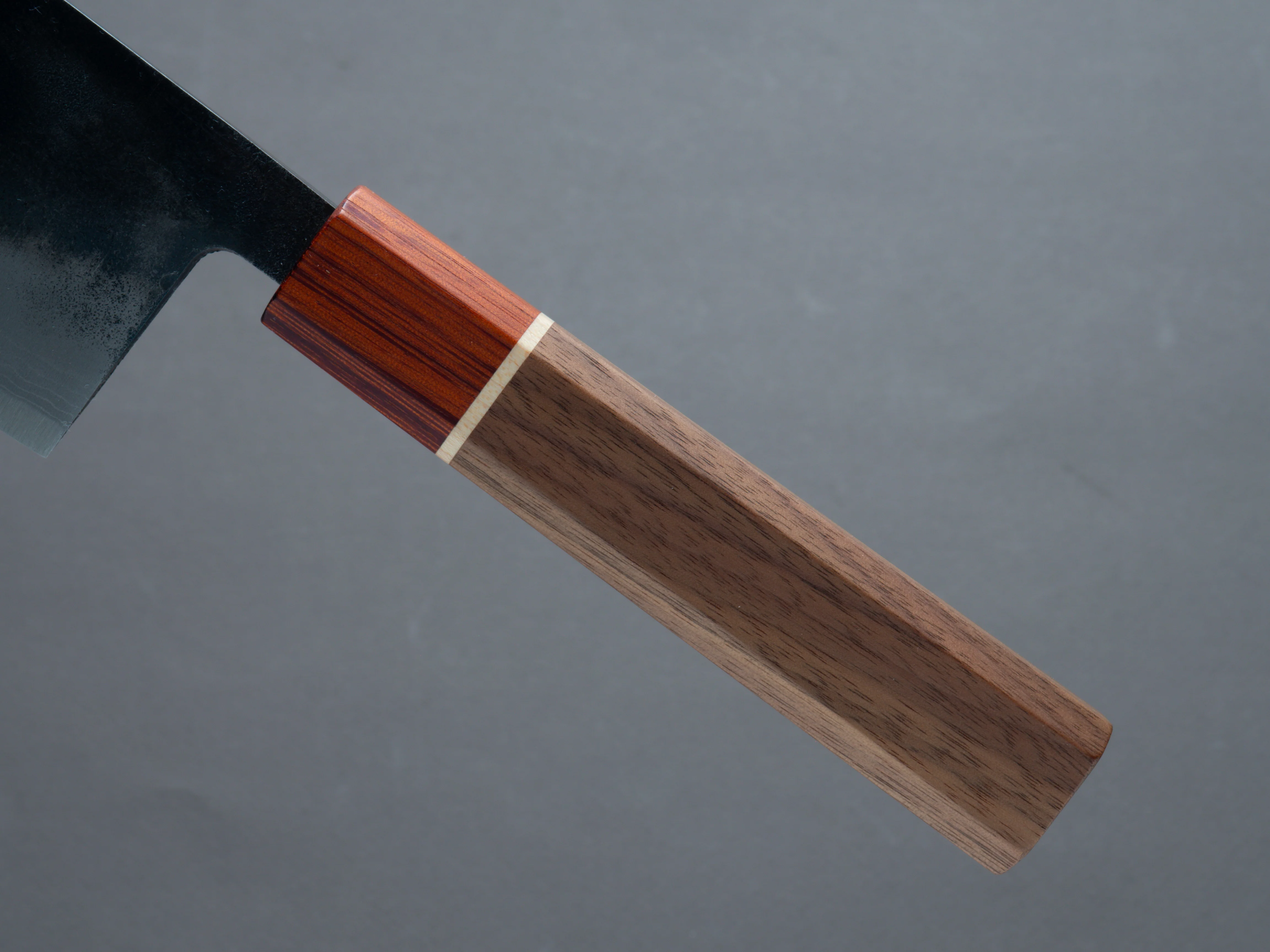 Hitohira - Echizen NB - White #2 - Kurouchi Damascus - Nakiri - 165mm - Walnut Handle (Rengas Ferrule) - Image 5