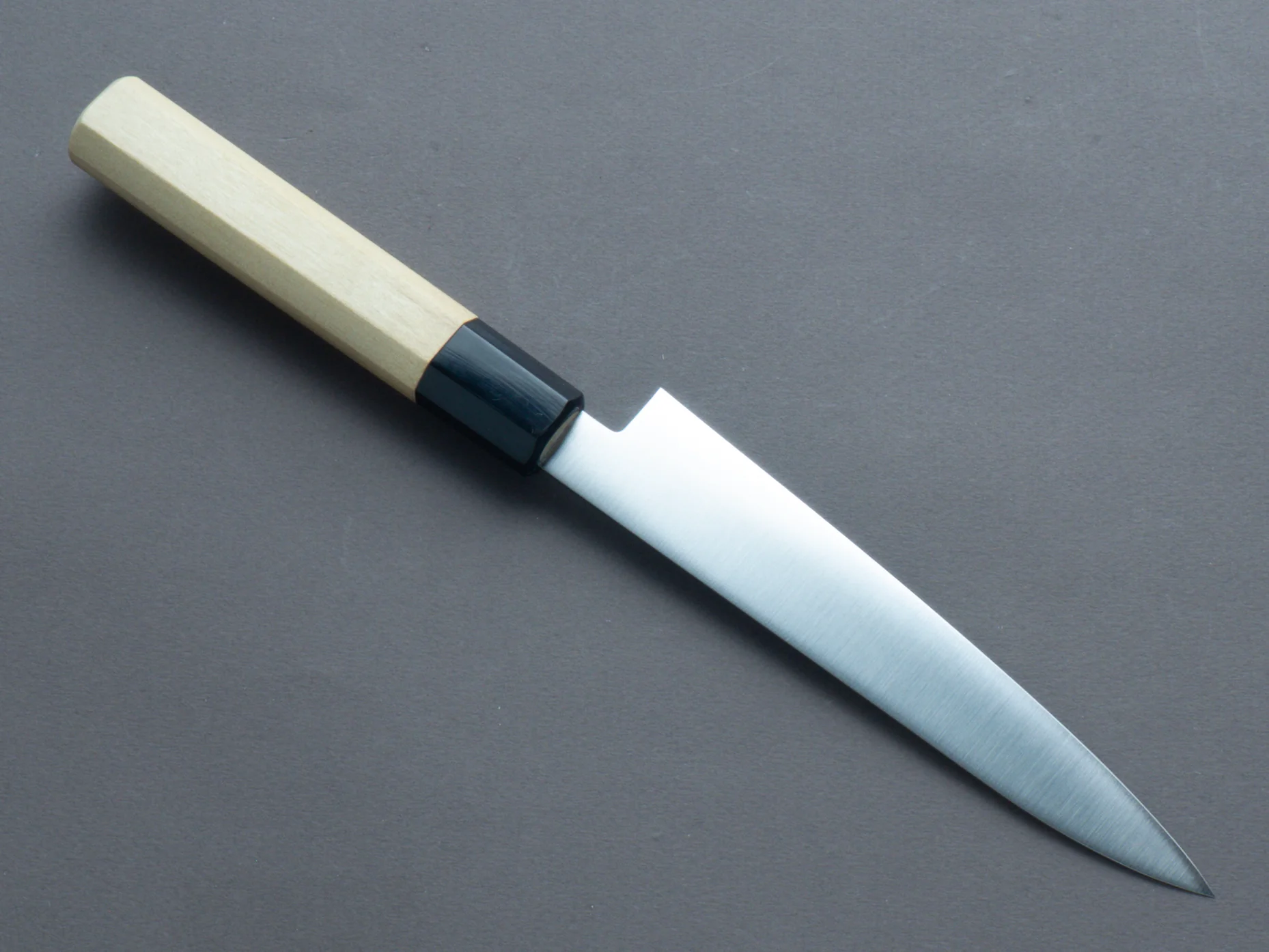 Hitohira - FJ - VG10 - Petty 150mm - Magnolia Handle - Image 2