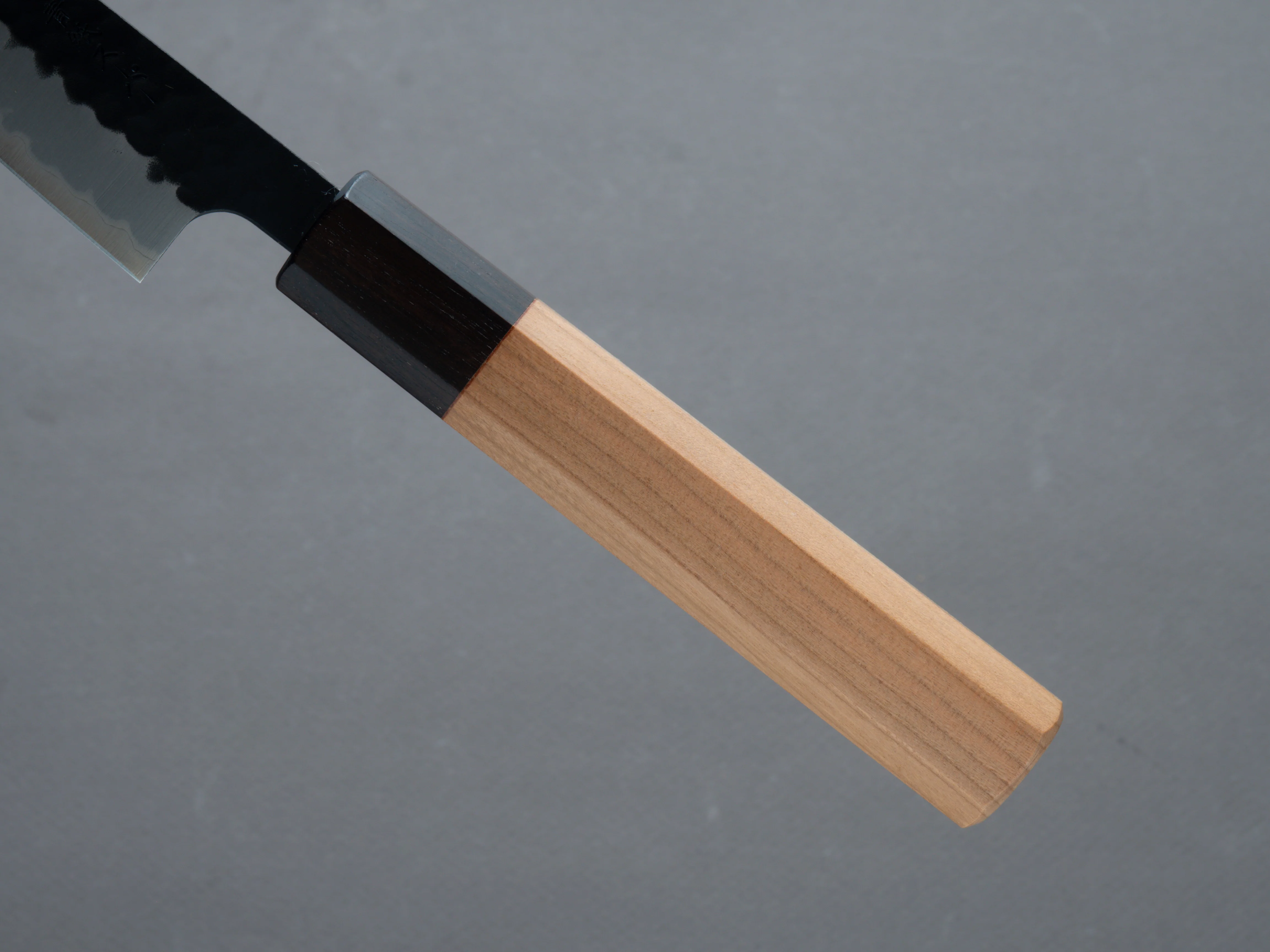 Hitohira - Futana - Blue Super - Kurouchi Tsuchime - Petty 135mm - Cherrywood Handle - Image 5