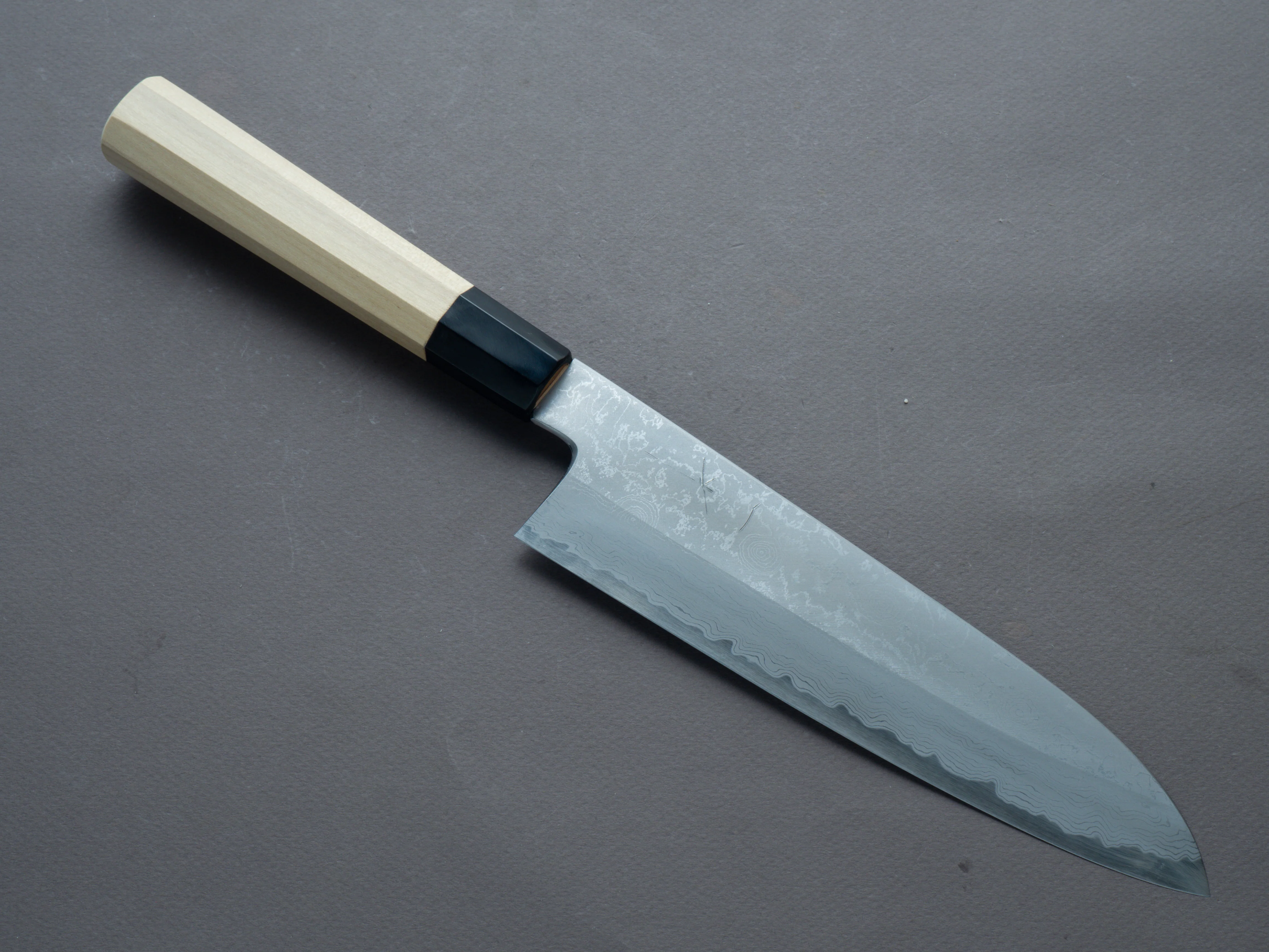 Hitohira - Gorobei x Kyuzo - White #2 Damascus - 210mm Gyuto - Magnolia Handle