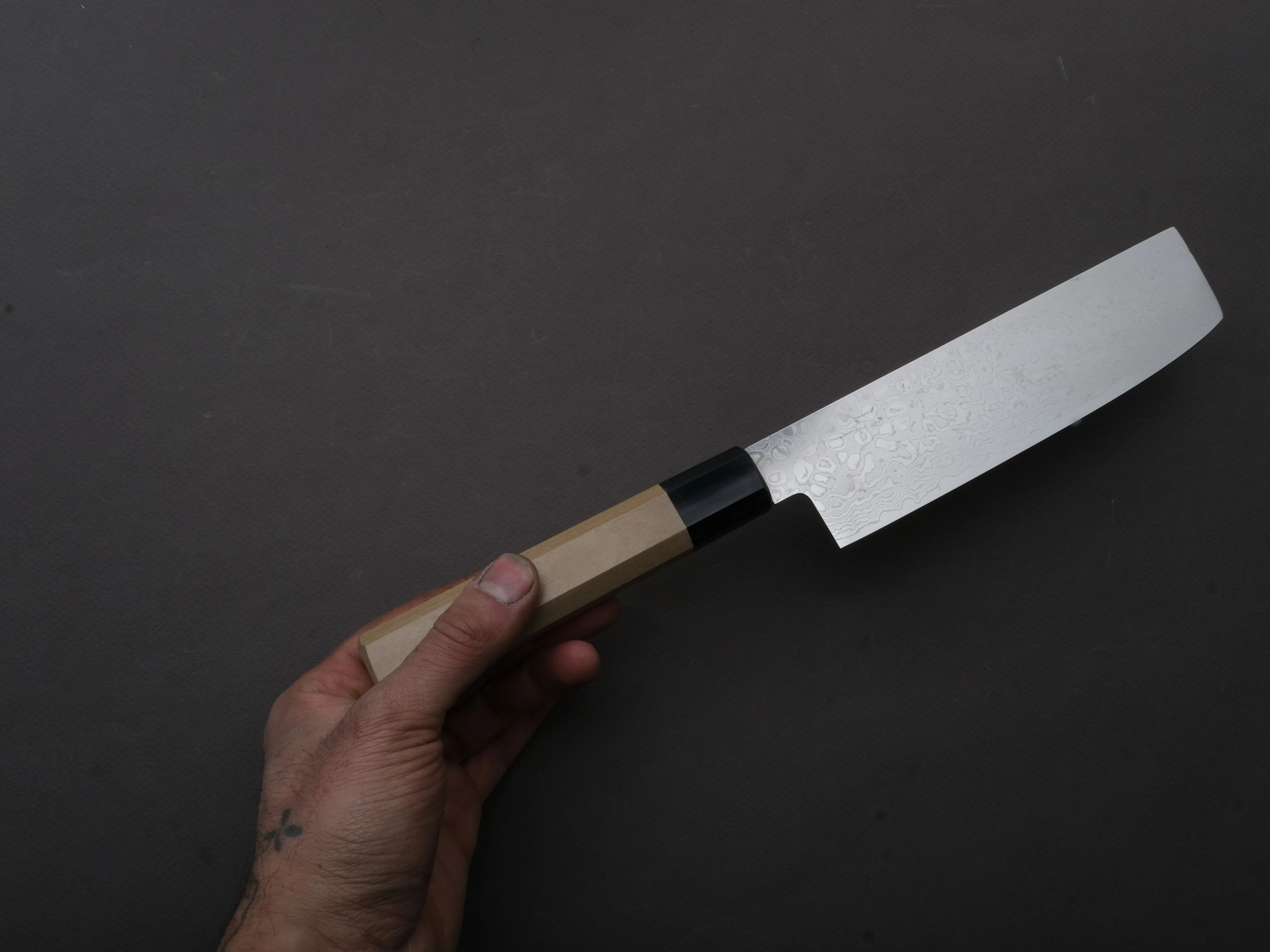 Hitohira - HG - Damascus - Nakiri - Magnolia Wood Handle - Image 4