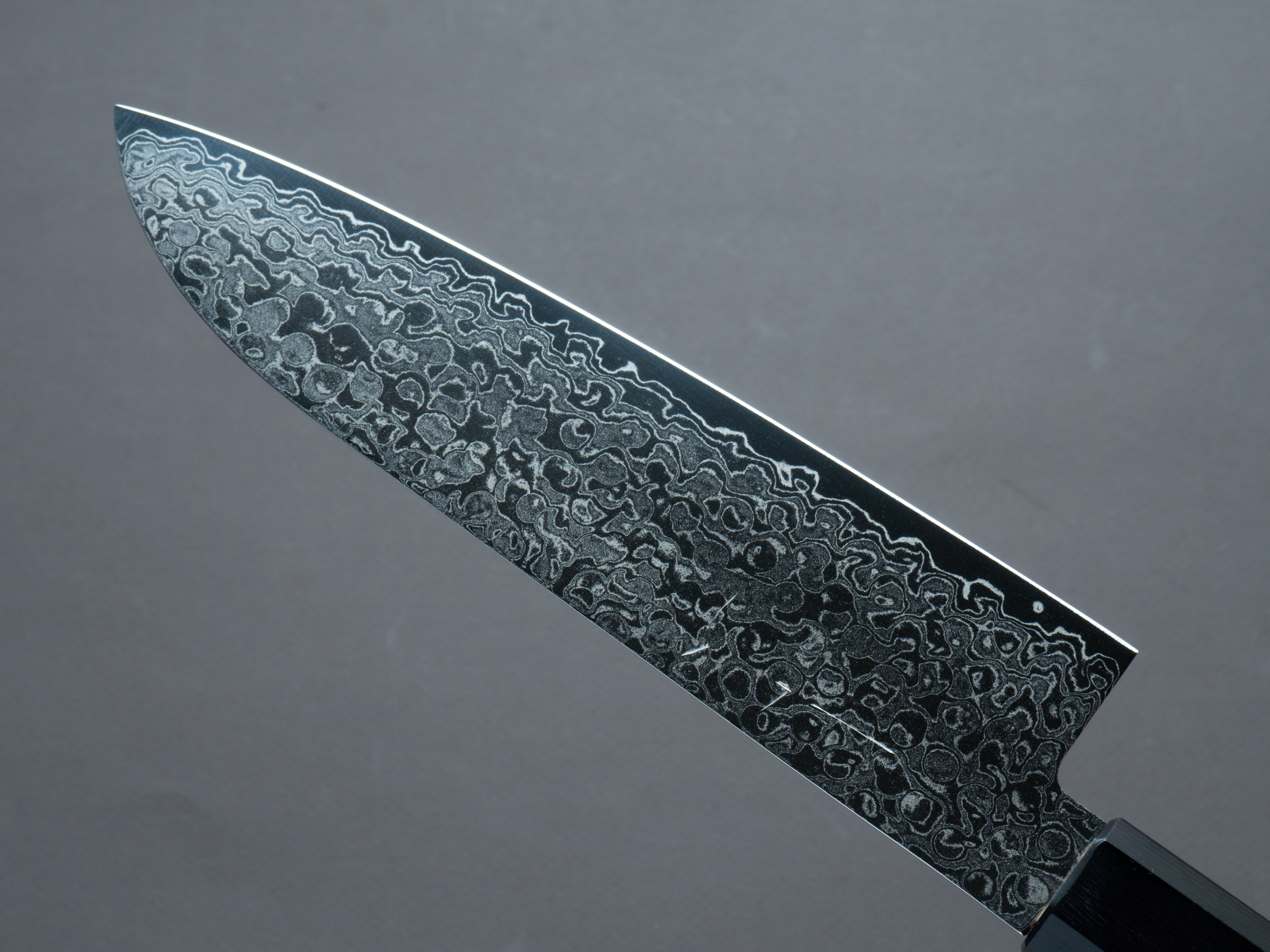 Hitohira - HG - Damascus - Santoku - 180mm - Walnut Handle - Image 4
