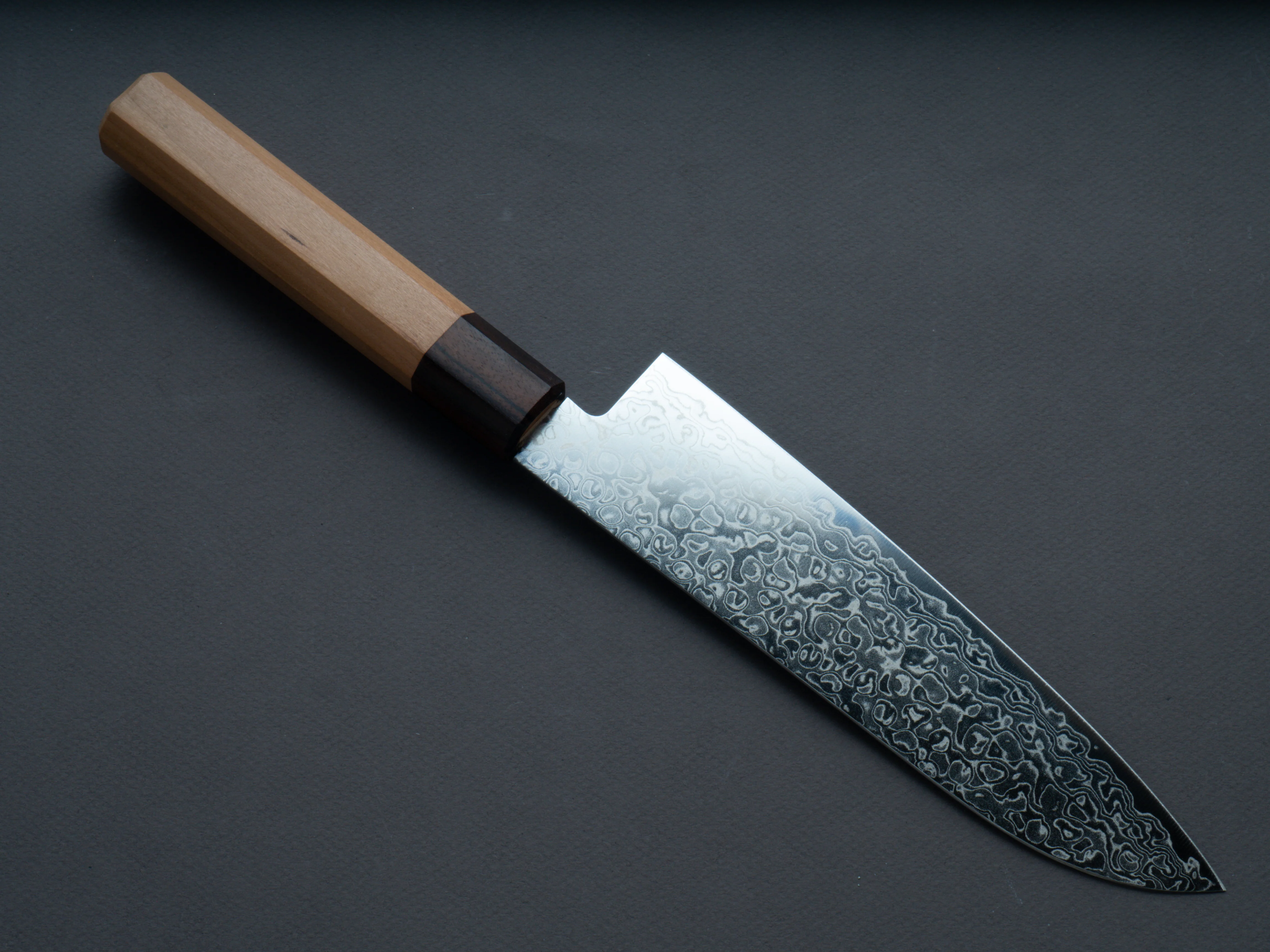 Hitohira - HG - Damascus - Santoku - 185mm - Cherry Wood Handle - Image 2
