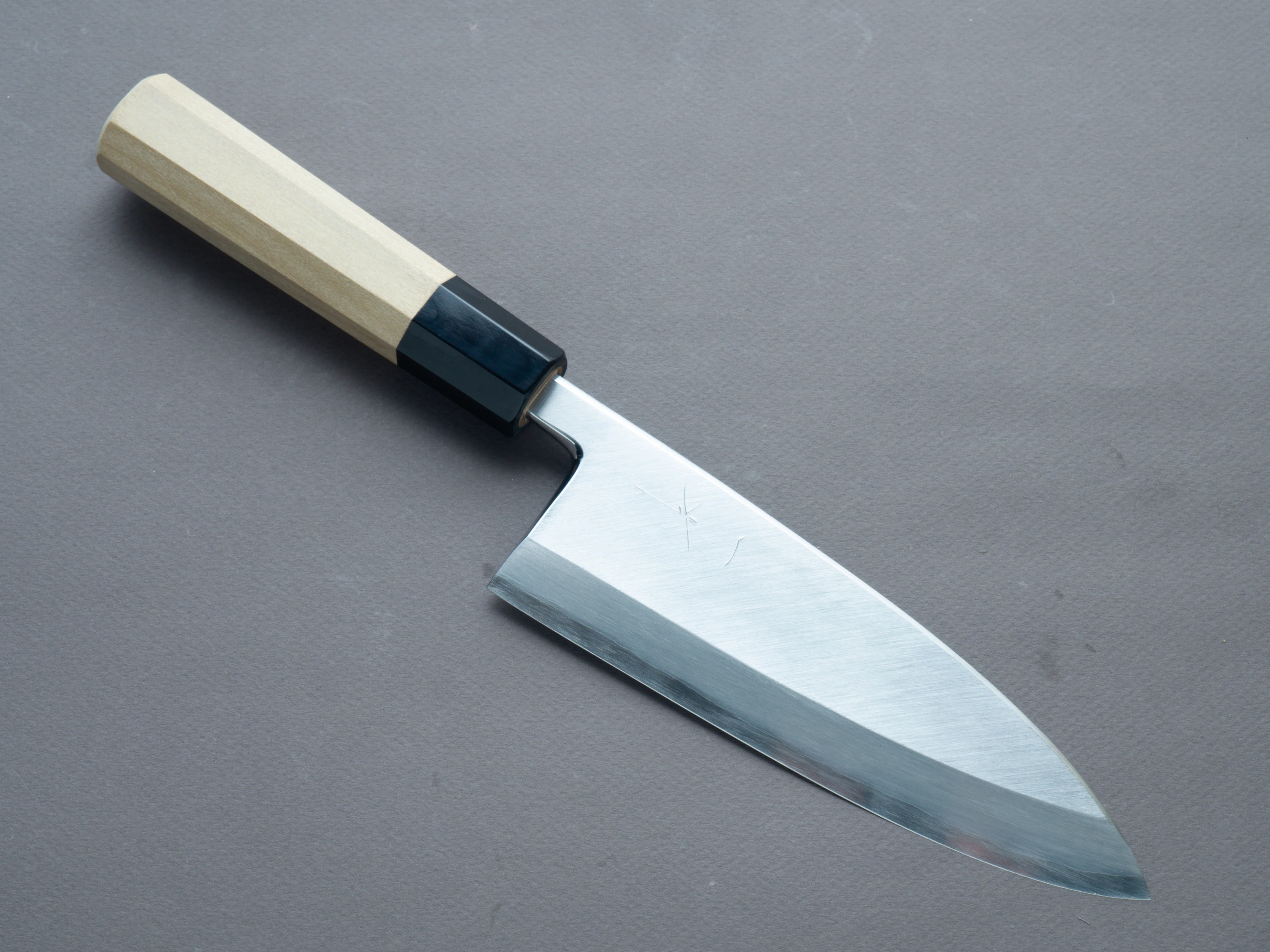 Hitohira - Kikuchiyo x Rikichi - Silver #3 - 165mm - Deba - Ho Wood Handle (Saya) - Image 2
