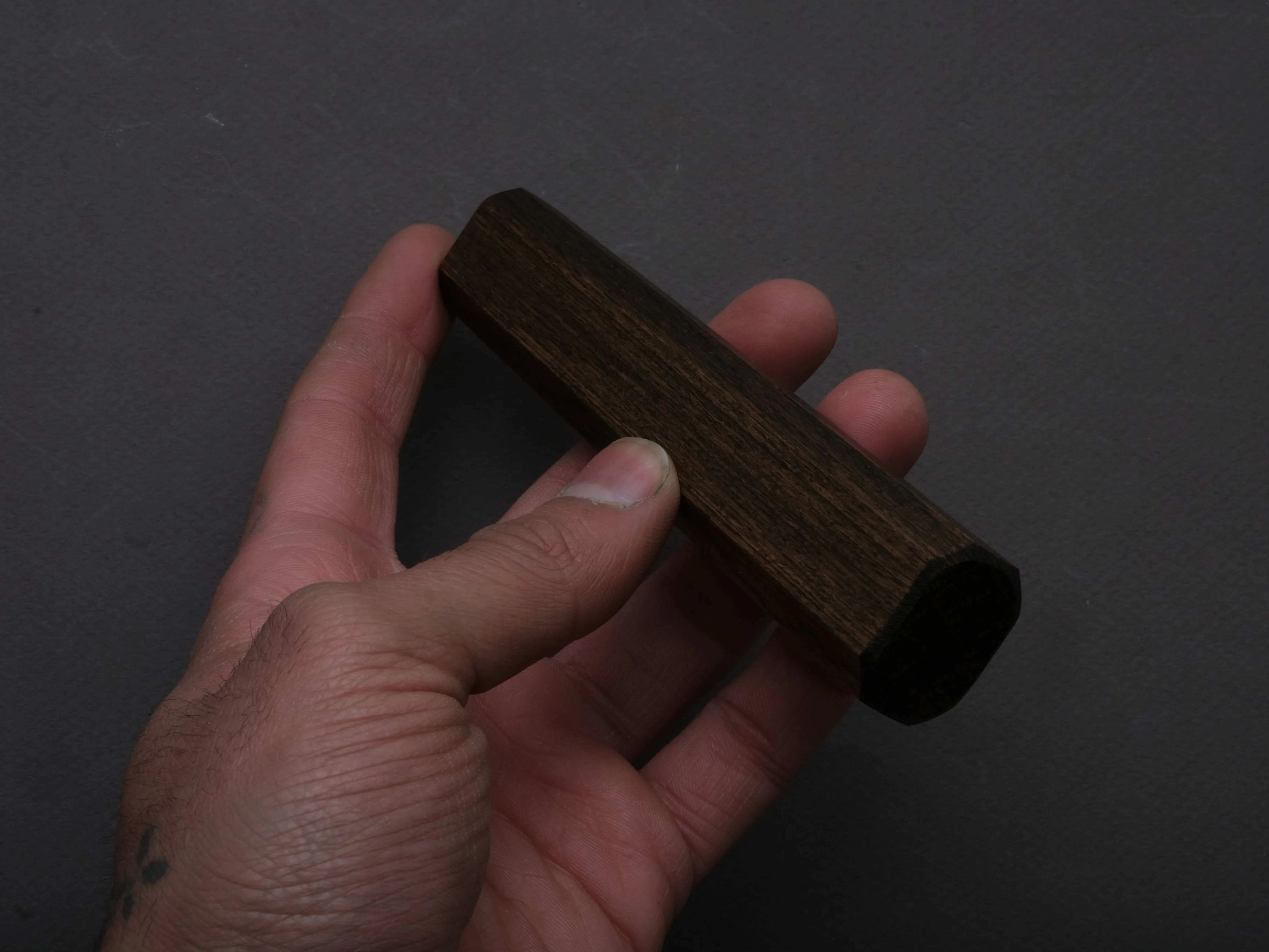 Hitohira - KMT - Handle - Lacquered Dark Oak - 130mm - Octagonal - Image 4