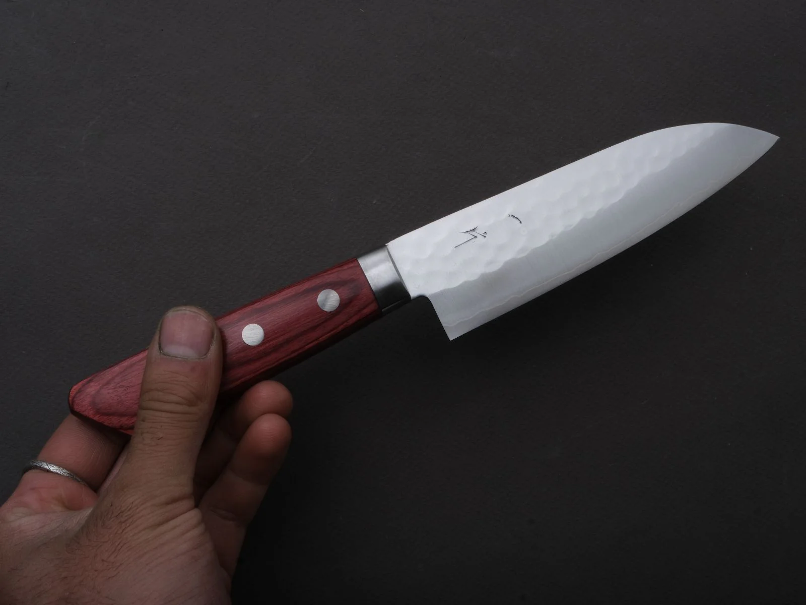 Hitohira - NM - Tsuchime - Santoku - 130mm - Red Pakka Handle - Image 3