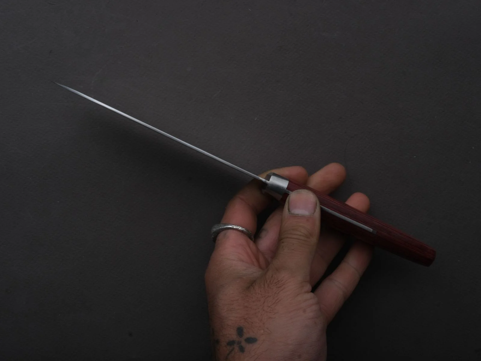 Hitohira - NM - Tsuchime - Santoku - 130mm - Red Pakka Handle - Image 5