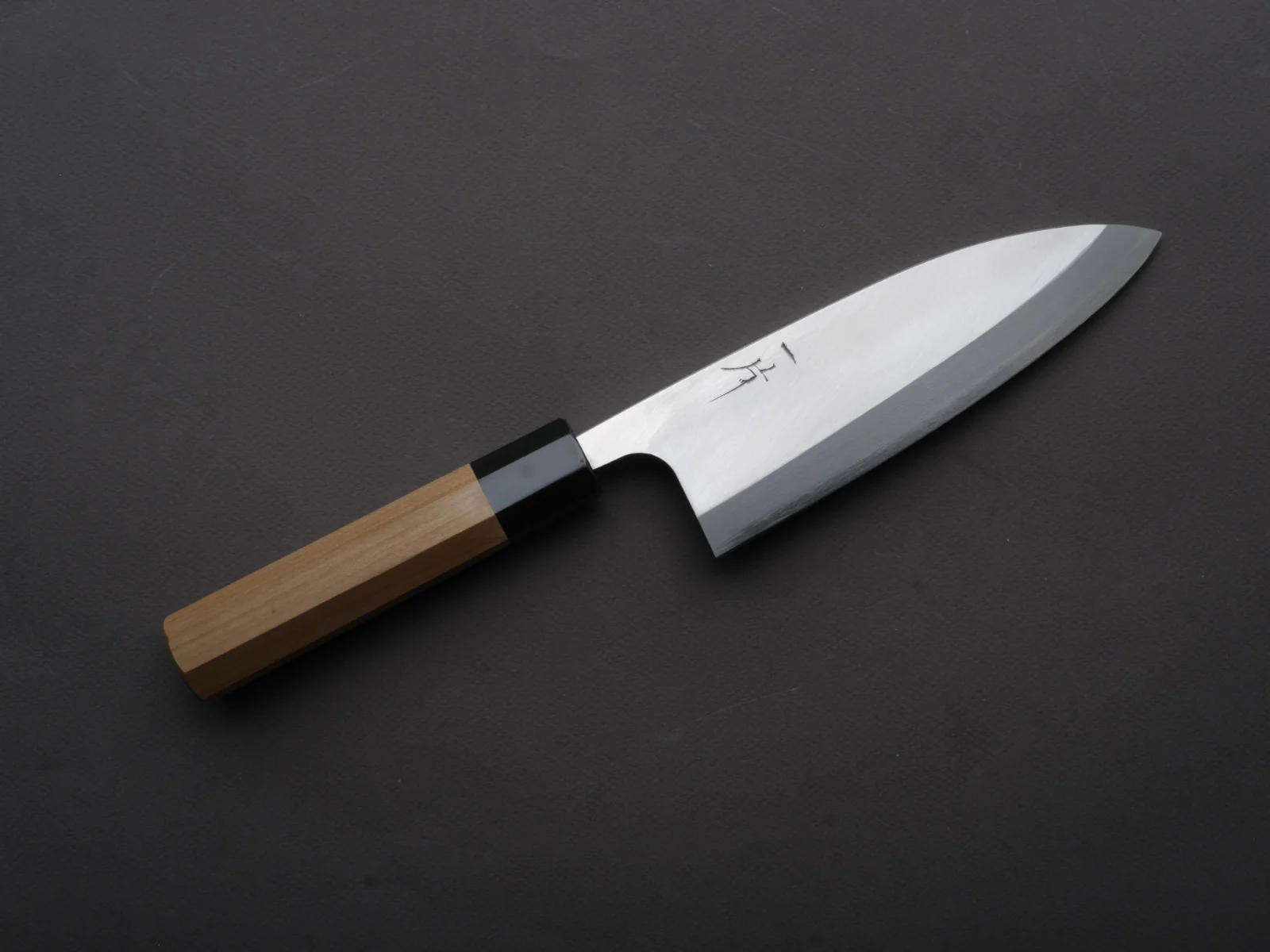 Hitohira - Silver #3 - Deba - 165mm - Magnolia Wood Handle