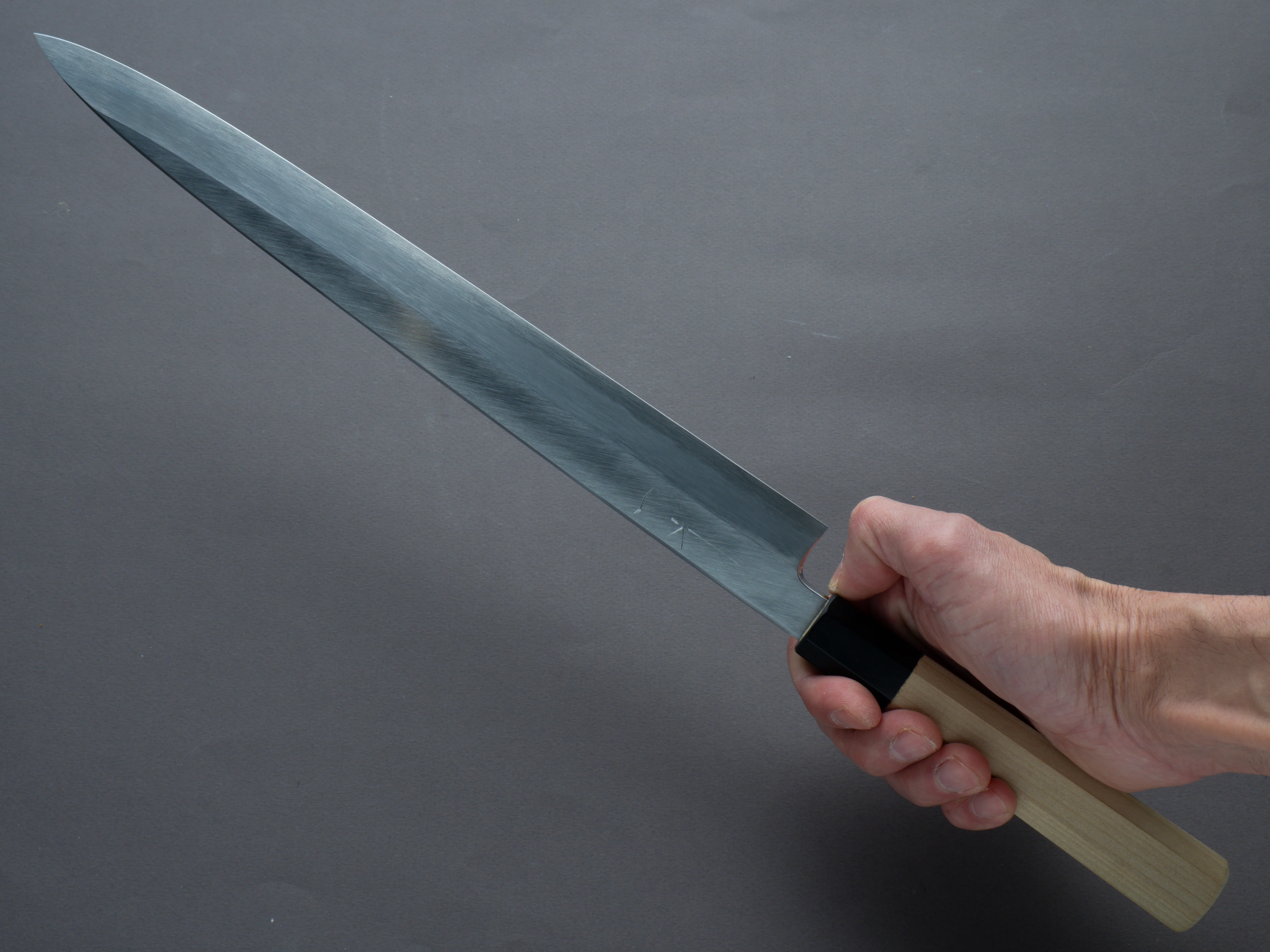 Hitohira - Tanaka x Mosuke - Blue #1 - 330mm Yanagiba - Magnolia Handle - Saya - Image 7