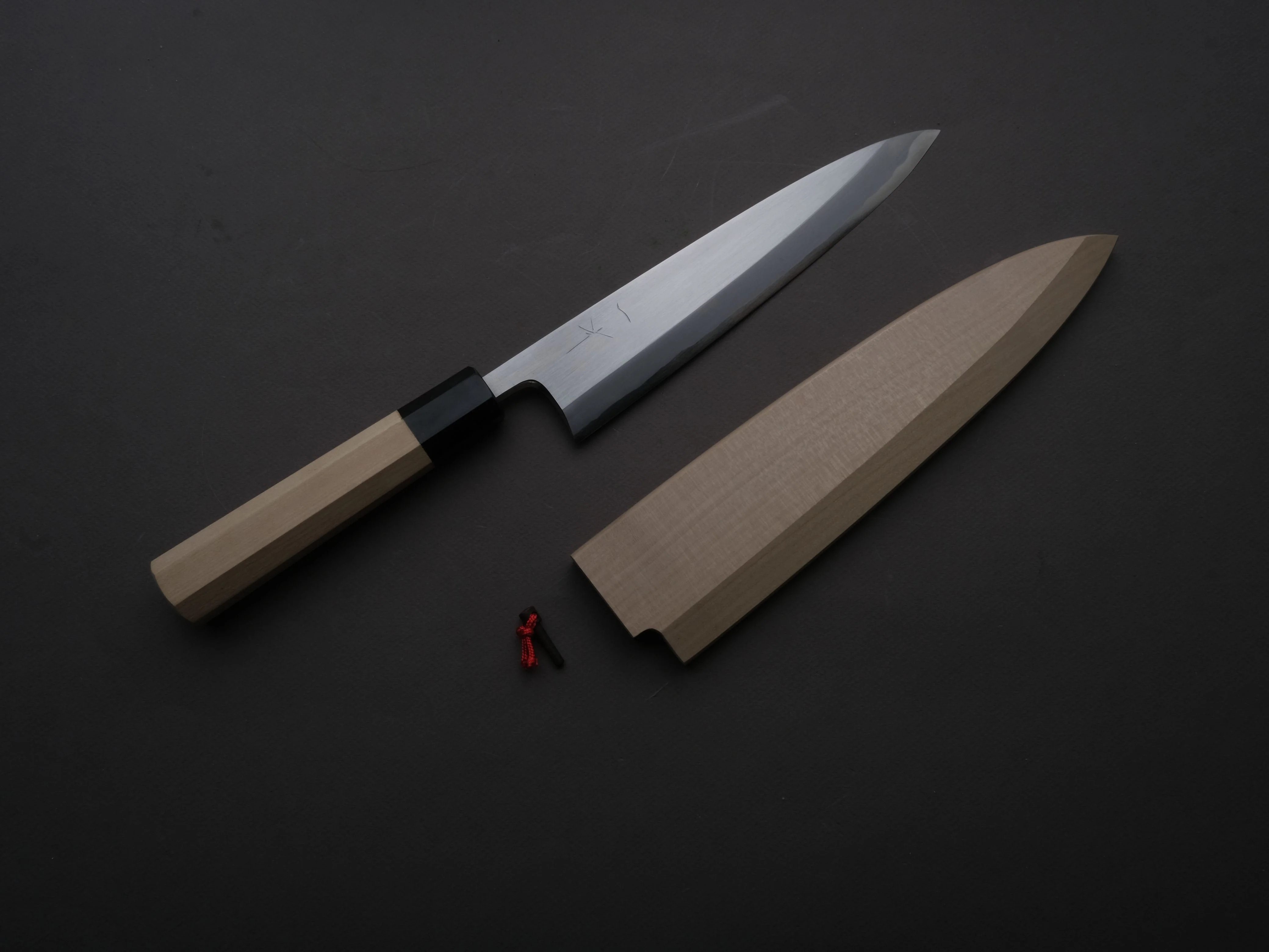 Hitohira - Togashi - White #1 - Tachi - Mioroshi Deba - 210mm - Ho Wood Handle - Saya - Image 5