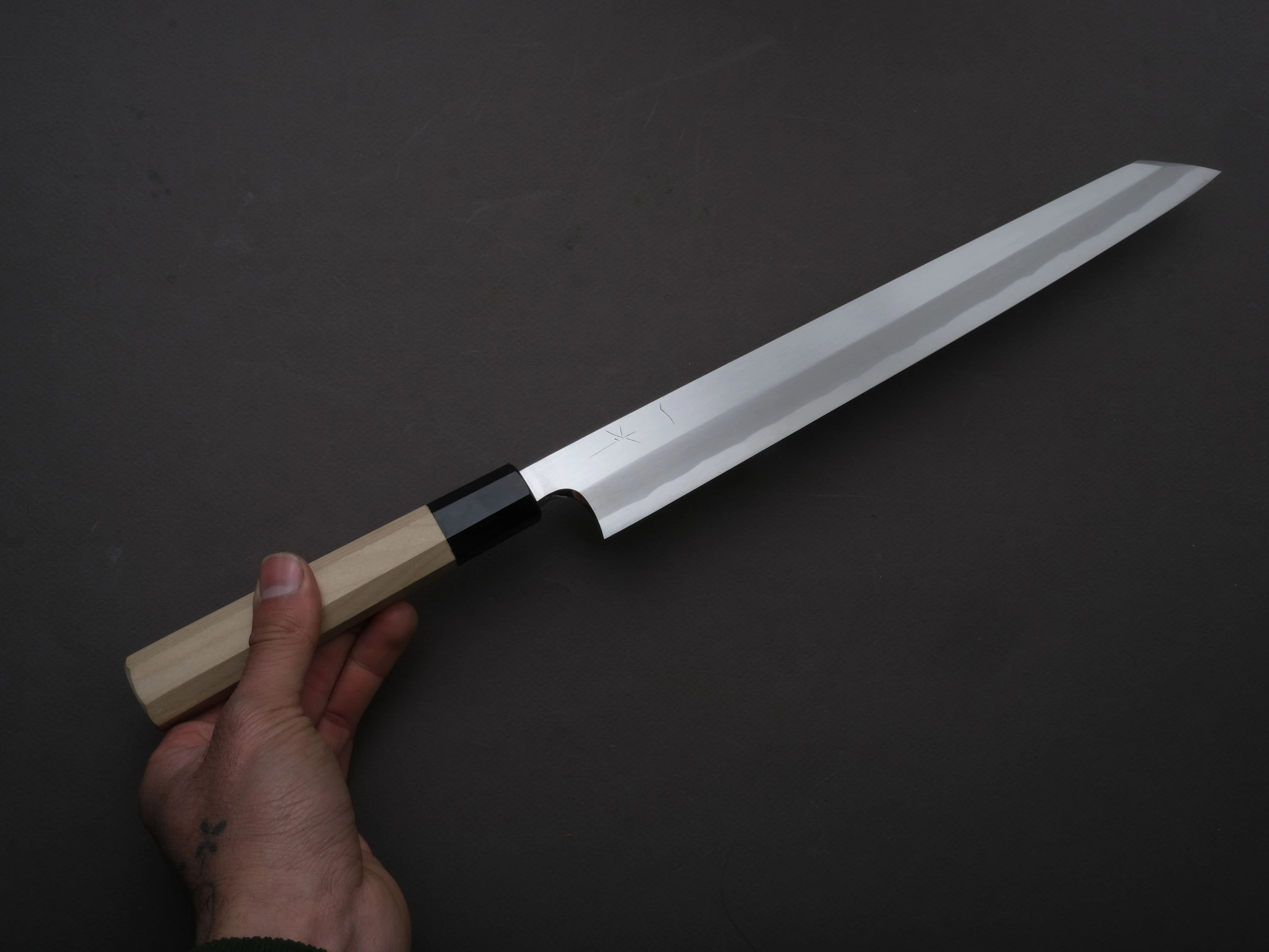 Hitohira - Togashi - White #1 - Tachi - Kiritsuke Yanagiba - 300mm - Magnolia Wood Handle (Saya) - Image 4